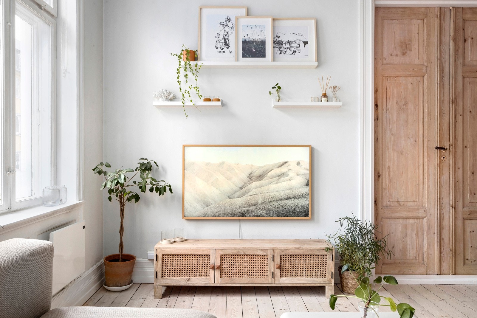 Stuen byr på mange muligheter innen møblering og dekorasjon. Galleribilde