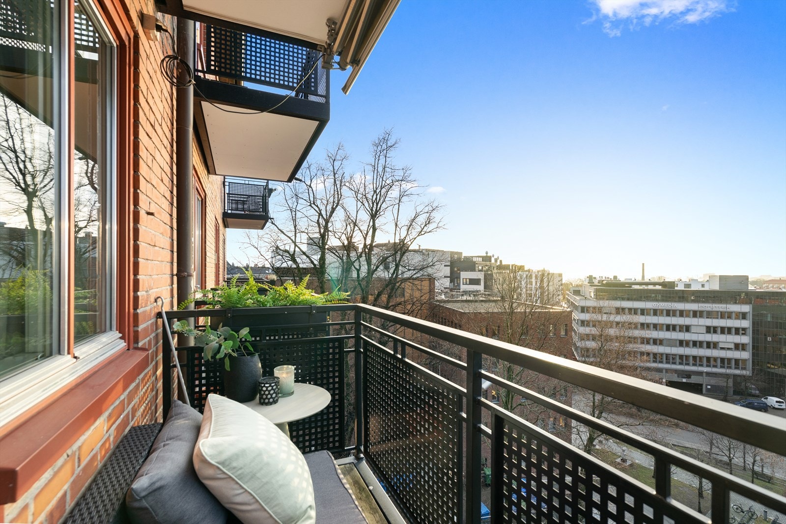 Nordvik ved Henrik Carlyle (46856489) har gleden av å presentere Bentsebrugata 16H. Galleribilde