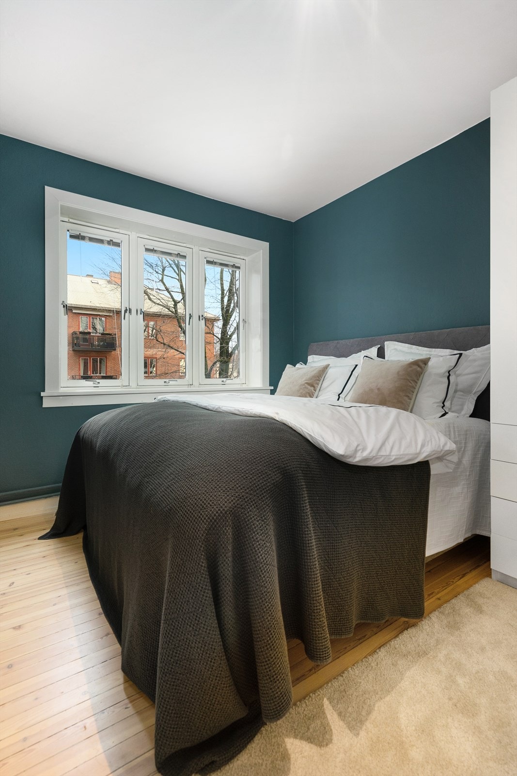 Sengen er 1.80m. Galleribilde