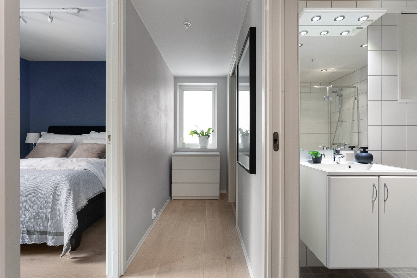 Leiligheten er tilkoblet balansert ventilasjon. Galleribilde