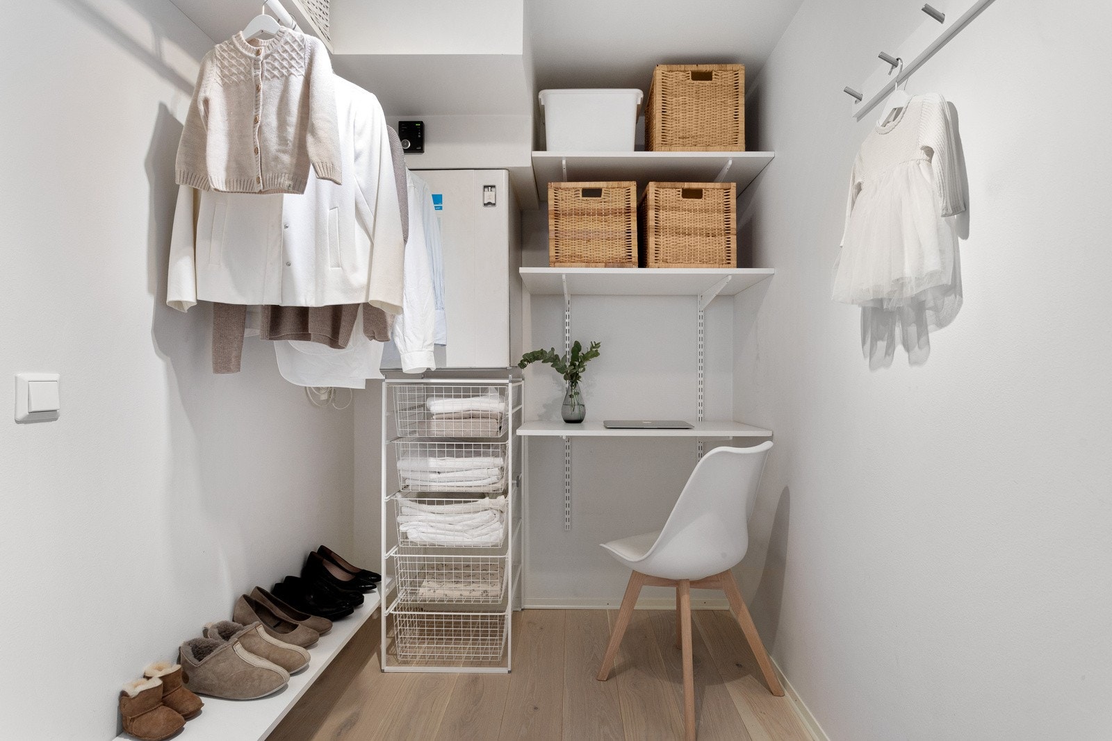 Den innvendige boden har også blitt benyttet som hjemmekontor de siste årene. Galleribilde