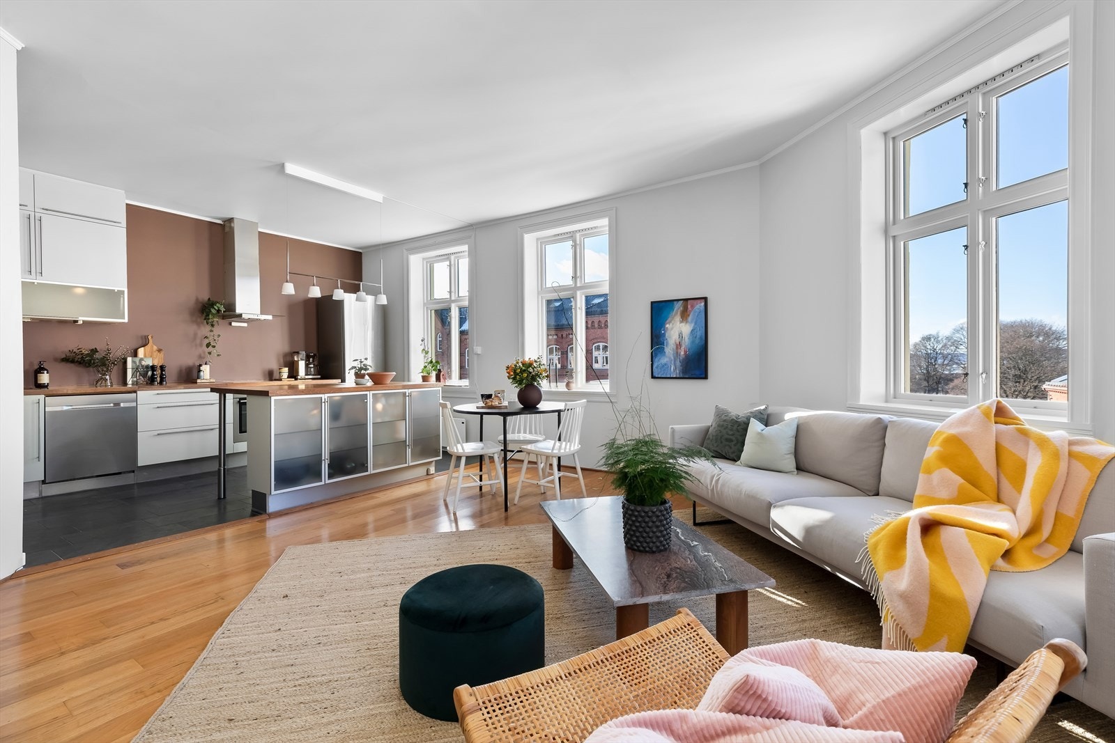 DNB Eiendom Vålerenga v/ Marianne Stoveland har gleden av å ønske deg velkommen til hyggelig visning i Islands gate 7! Galleribilde