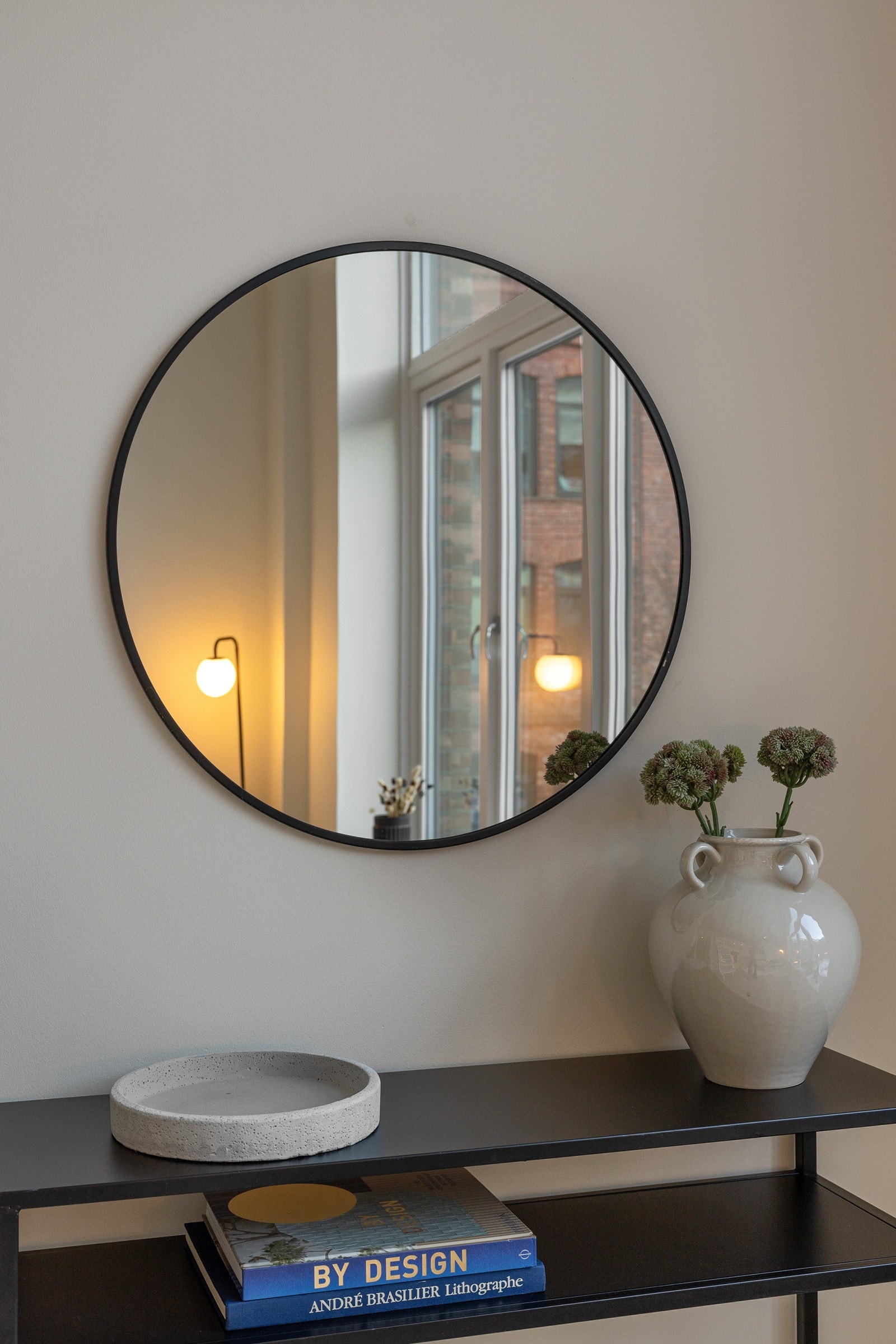 Man kan høre fuglekvitter fra bakgården? Galleribilde