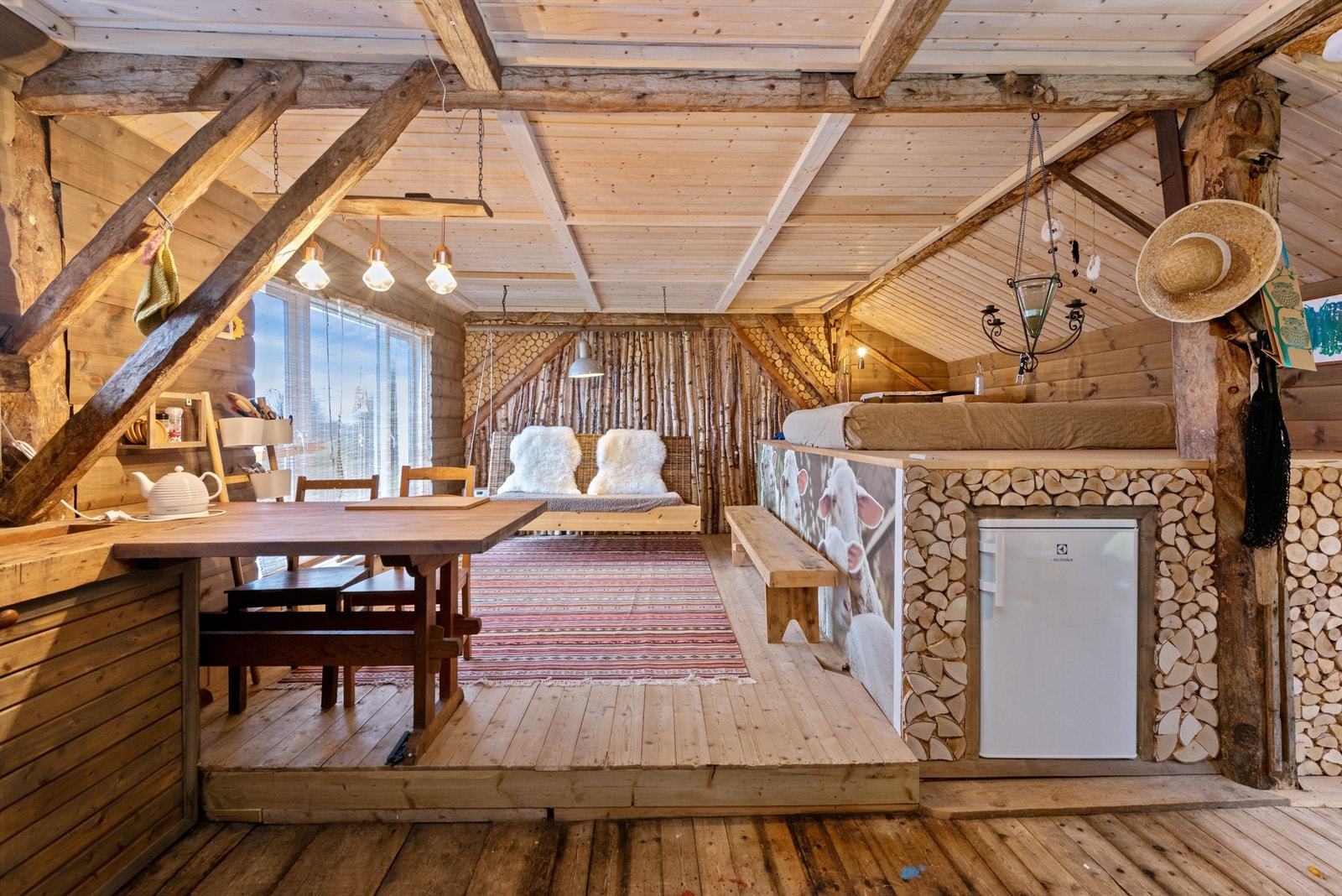 Rommet har overnattingsmulighet og flott utsikt Galleribilde