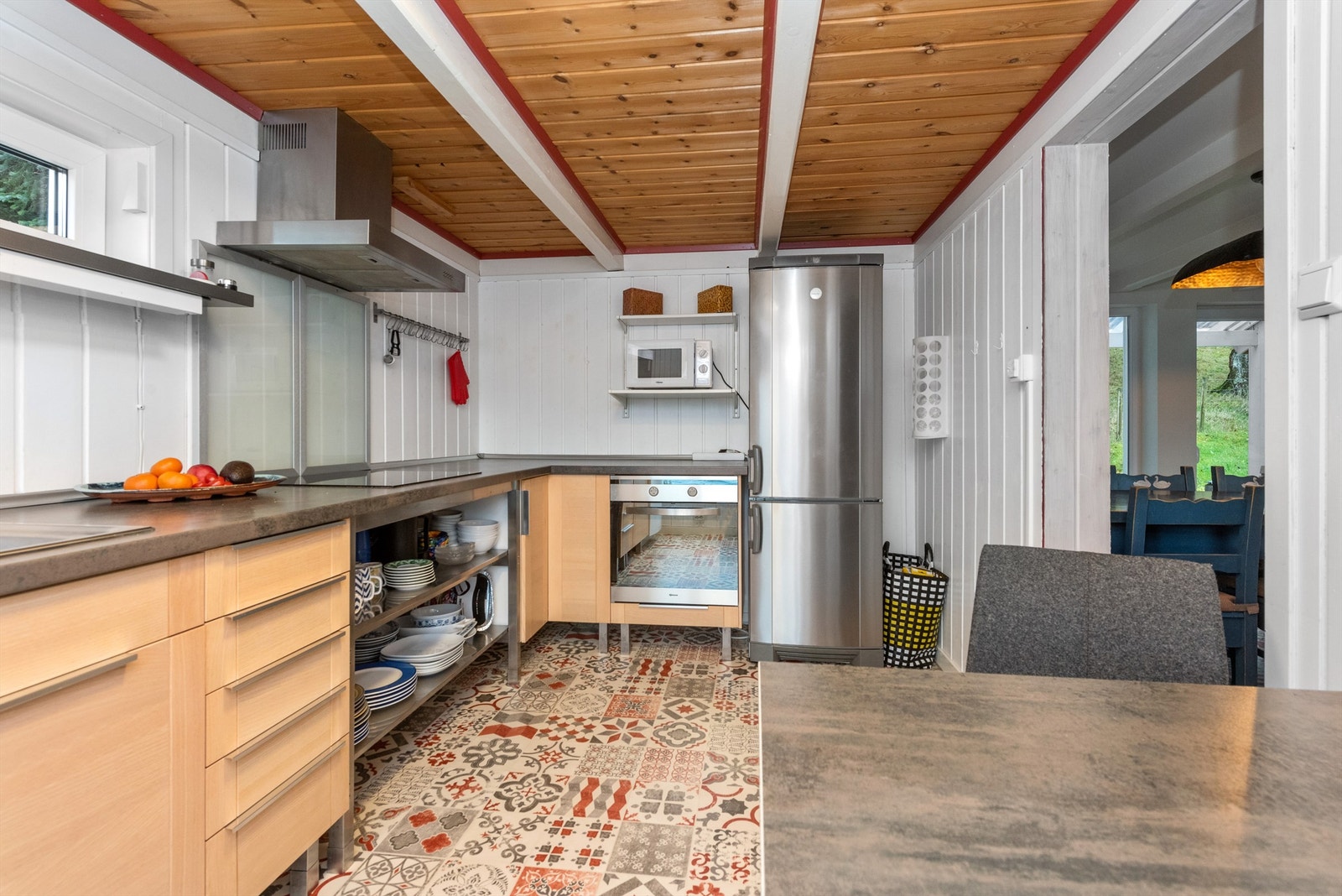 Boligen selges med alt av inventar og møbler Galleribilde