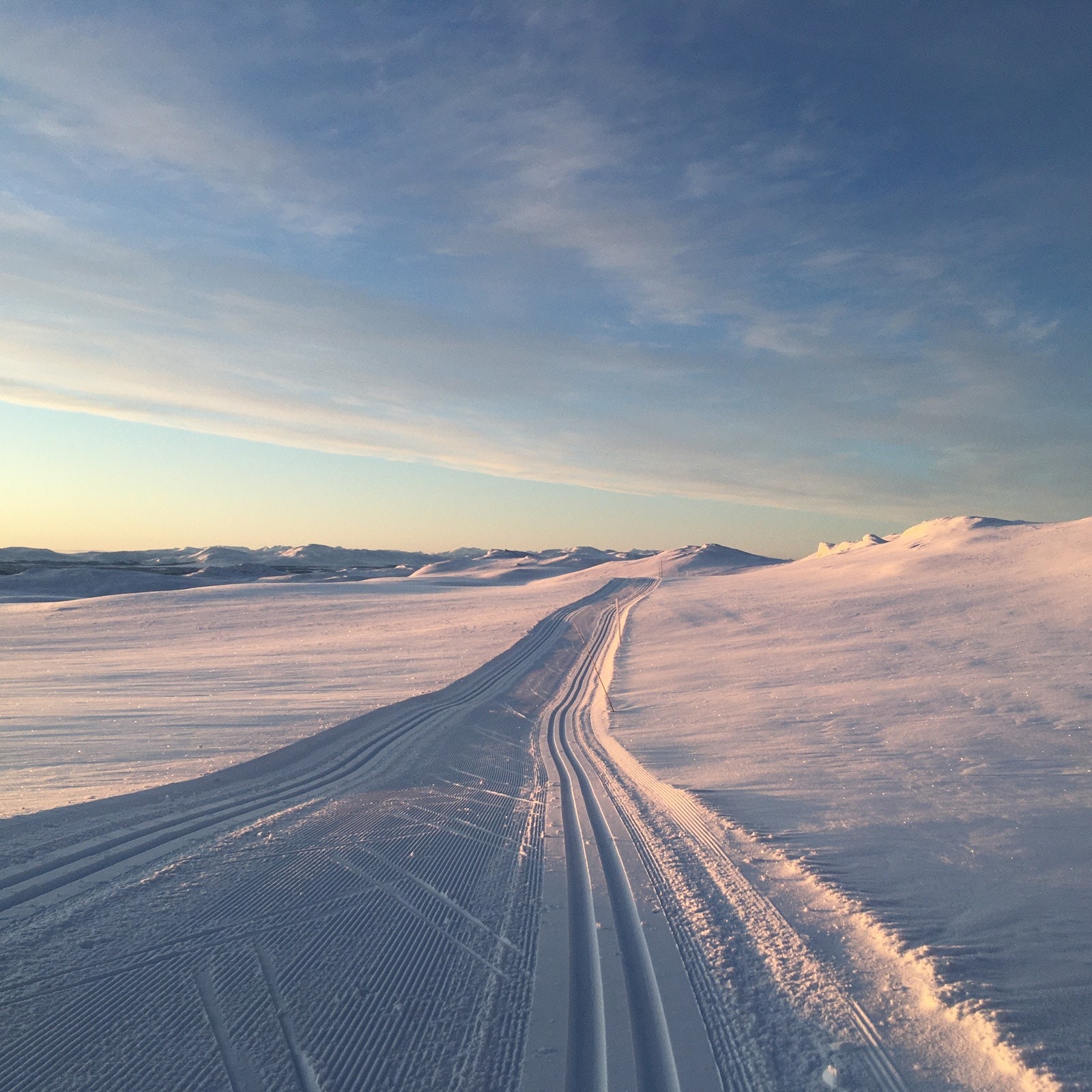 Ski in/ski out til et løypenett som går innover i Per Gynts rike. Galleribilde