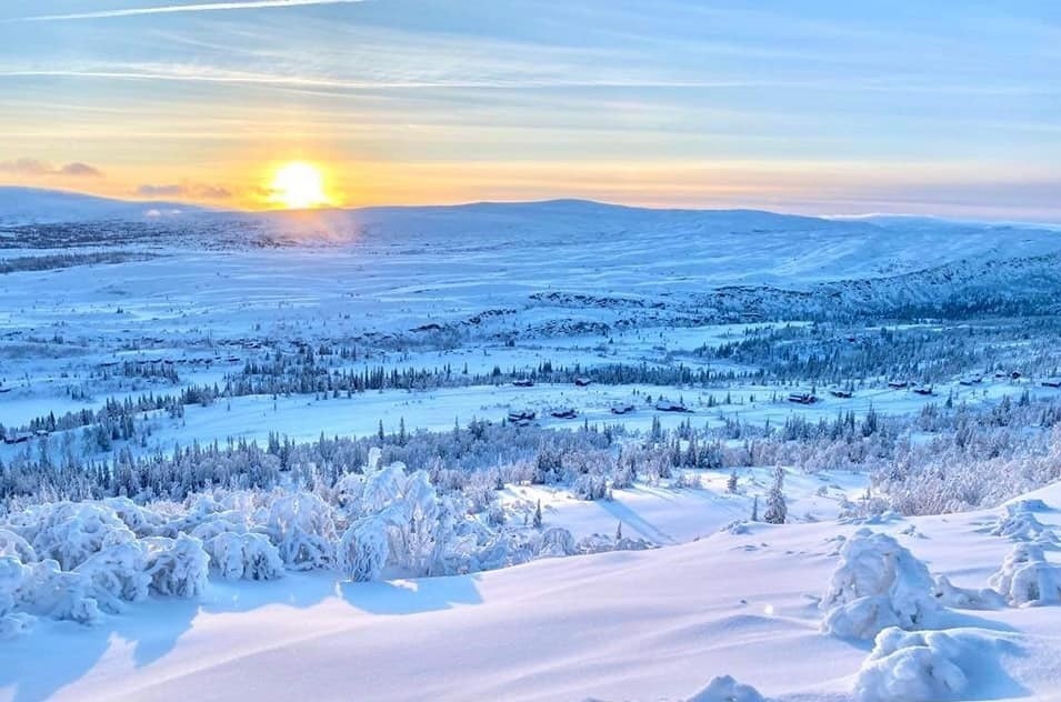 Ismenningen/Grøningen er Snåsas mest populære utfartsområde med umiddelbar tilgang til korte og lange fjellturer i flotte fjell. Galleribilde