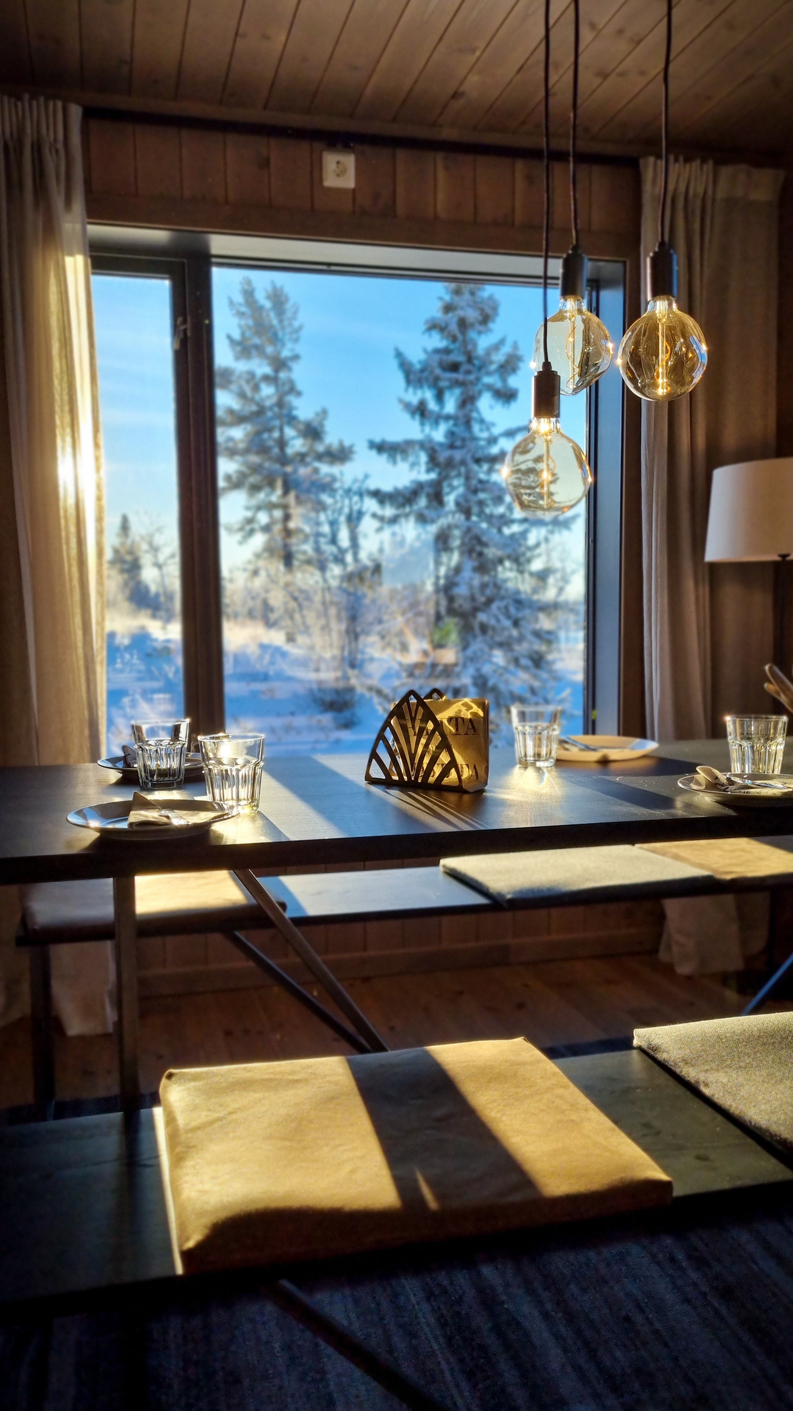 Bilde av tilsvarende hytte, visningshytta på Bergstølhovda Galleribilde