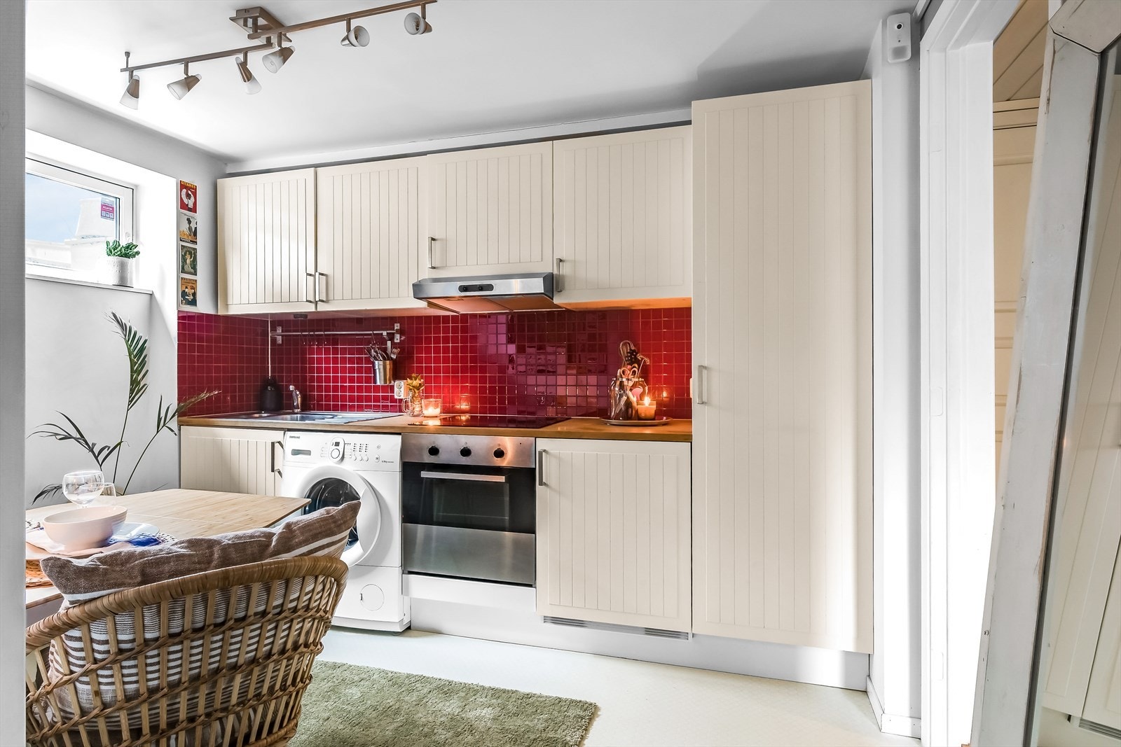 Kjøkken i underetasjen. Galleribilde