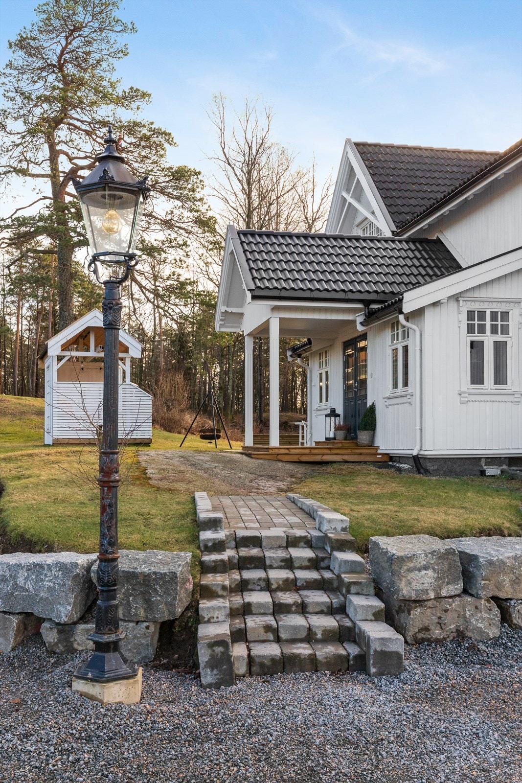 Meget pent opparbeidet inngangsparti. Galleribilde