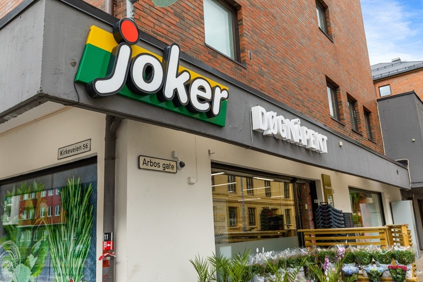 Døgnåpen Joker ligger et steinkast unna leiligheten Galleribilde