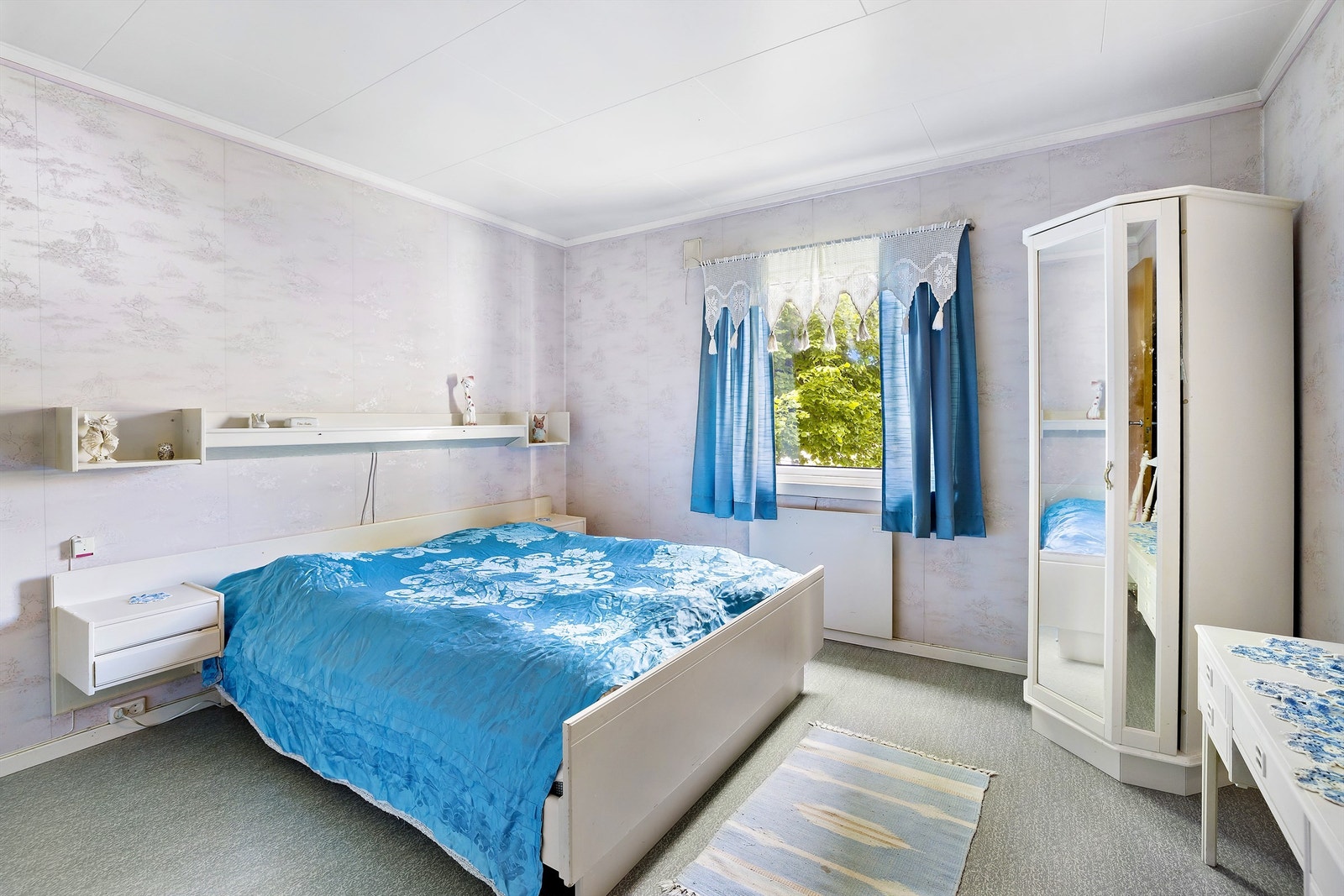 Soverom. Galleribilde