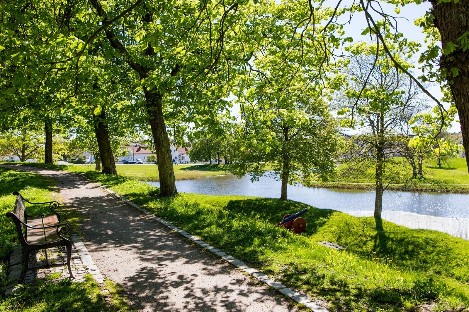 Nabbetorpveien 20 ligger rett en kort spasertur unna Gamlebyen, som er Nord-Europas best bevarte festningsby. Galleribilde