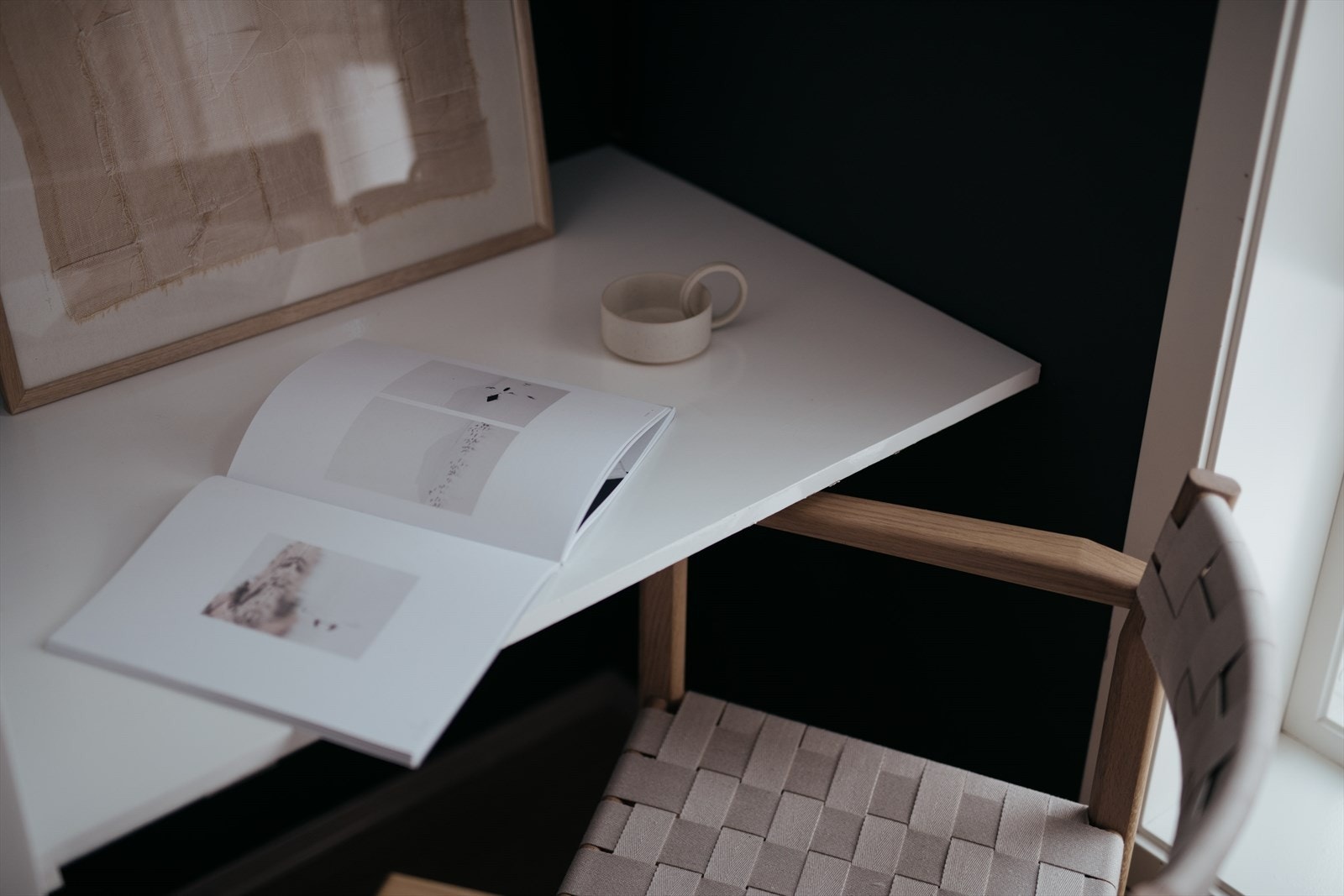 Praktisk kontorhjørne på soverom Galleribilde