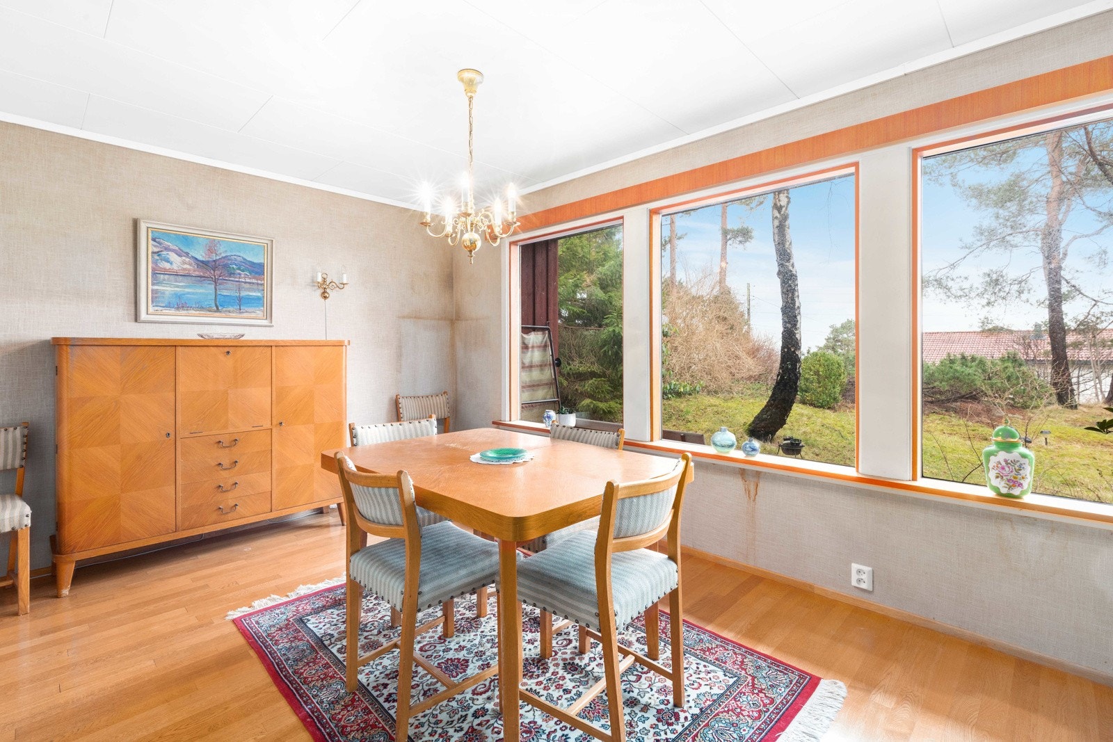 God plass til både salong og spisebord Galleribilde