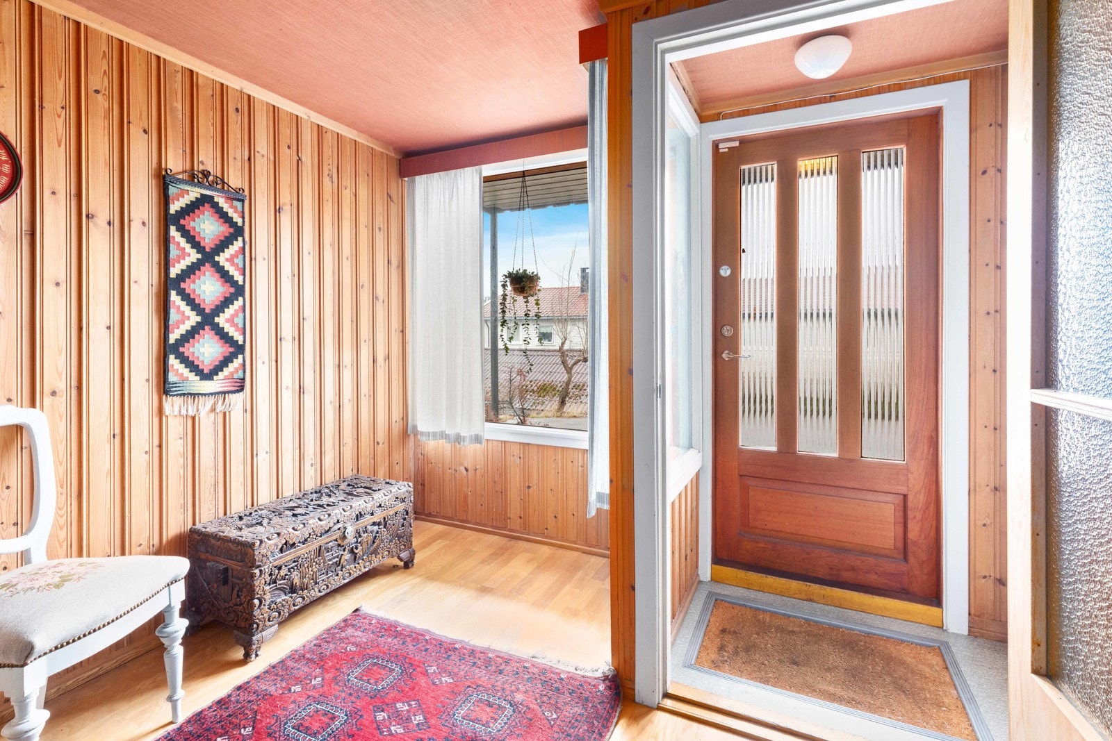 Vindfang og stor hall Galleribilde