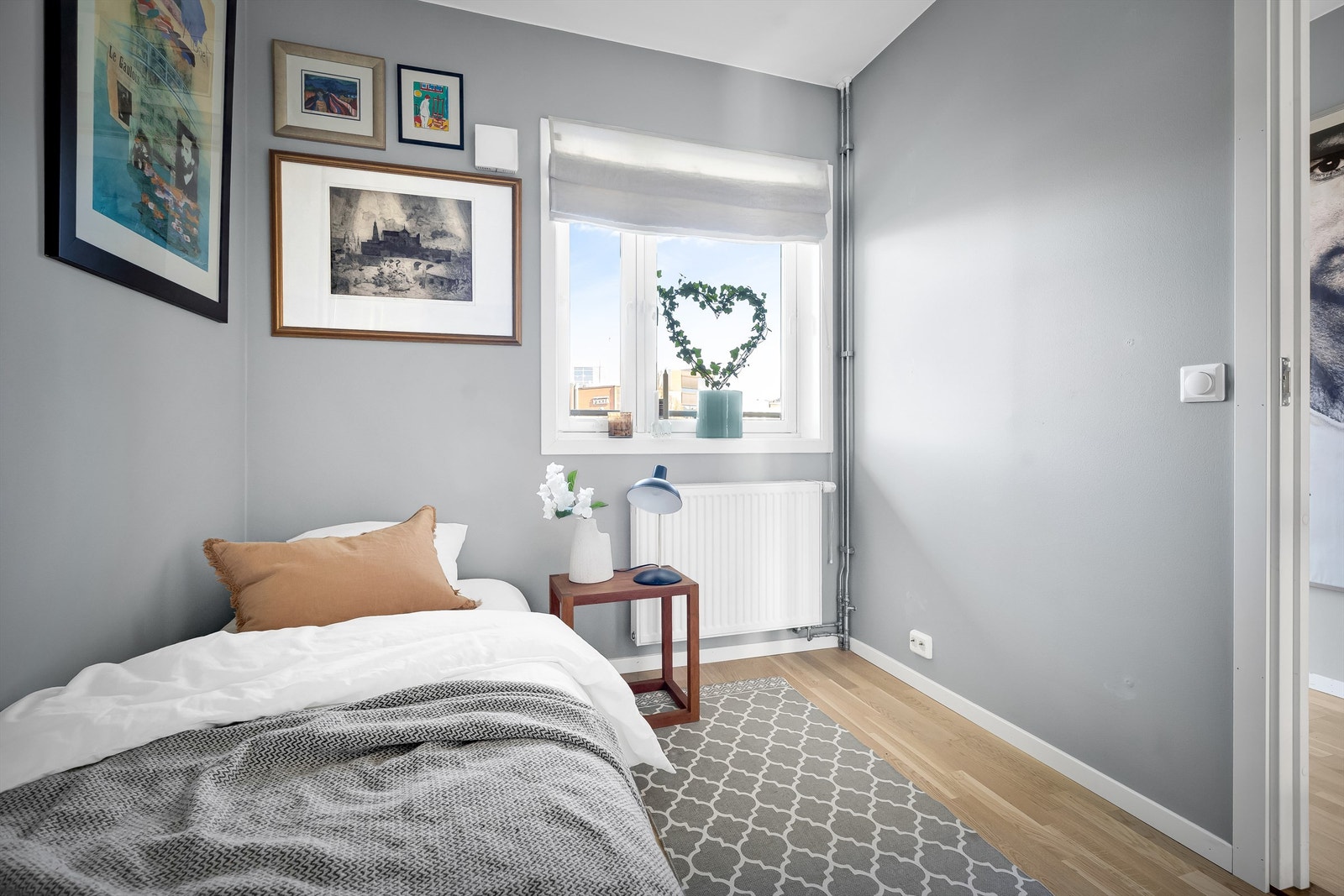 Rommet kan også benyttes som barnerom, gjesterom, kontor m.m. Galleribilde