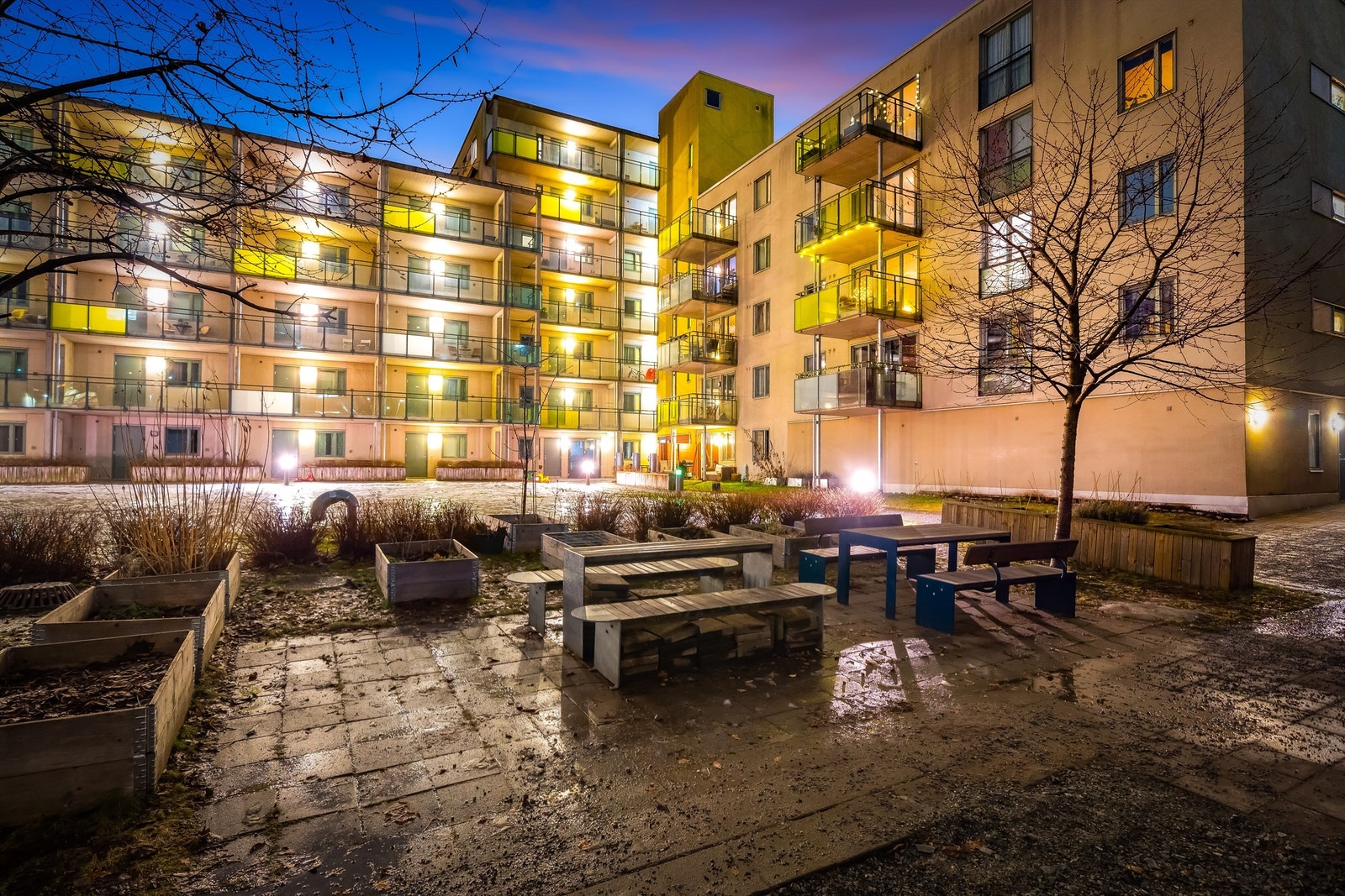 Leiligheten ligger usjenert og tilbaketrukket til i 6. etasje i enden. Galleribilde