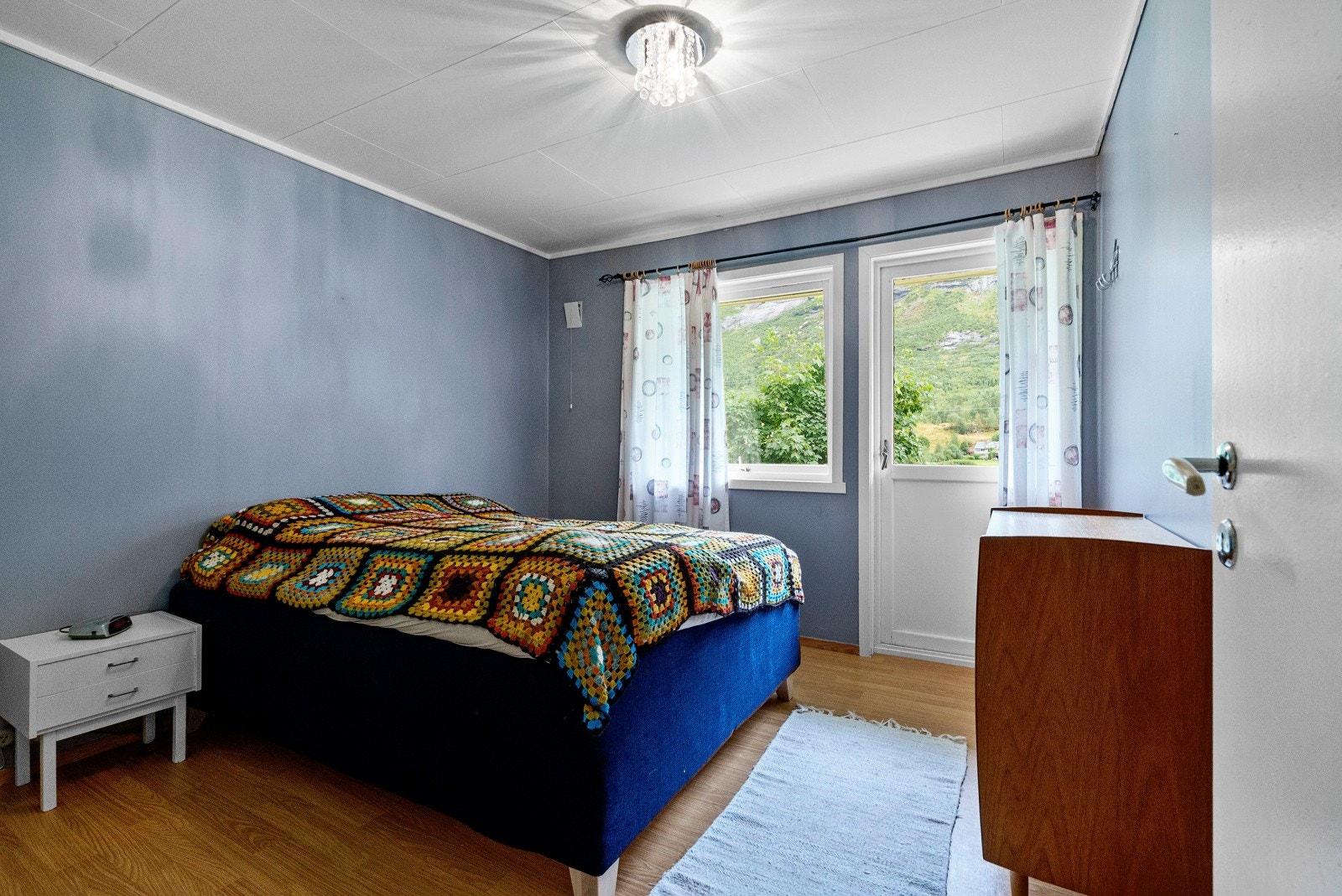 Våningshus - soverom, boligen er i dag innredet med 5 soverom Galleribilde