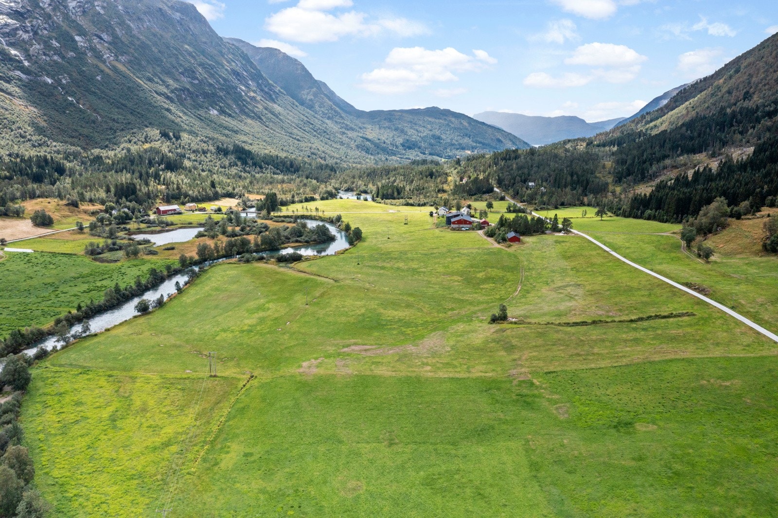 Haukedalsvegen 1263 - Velkommen til visning! Galleribilde