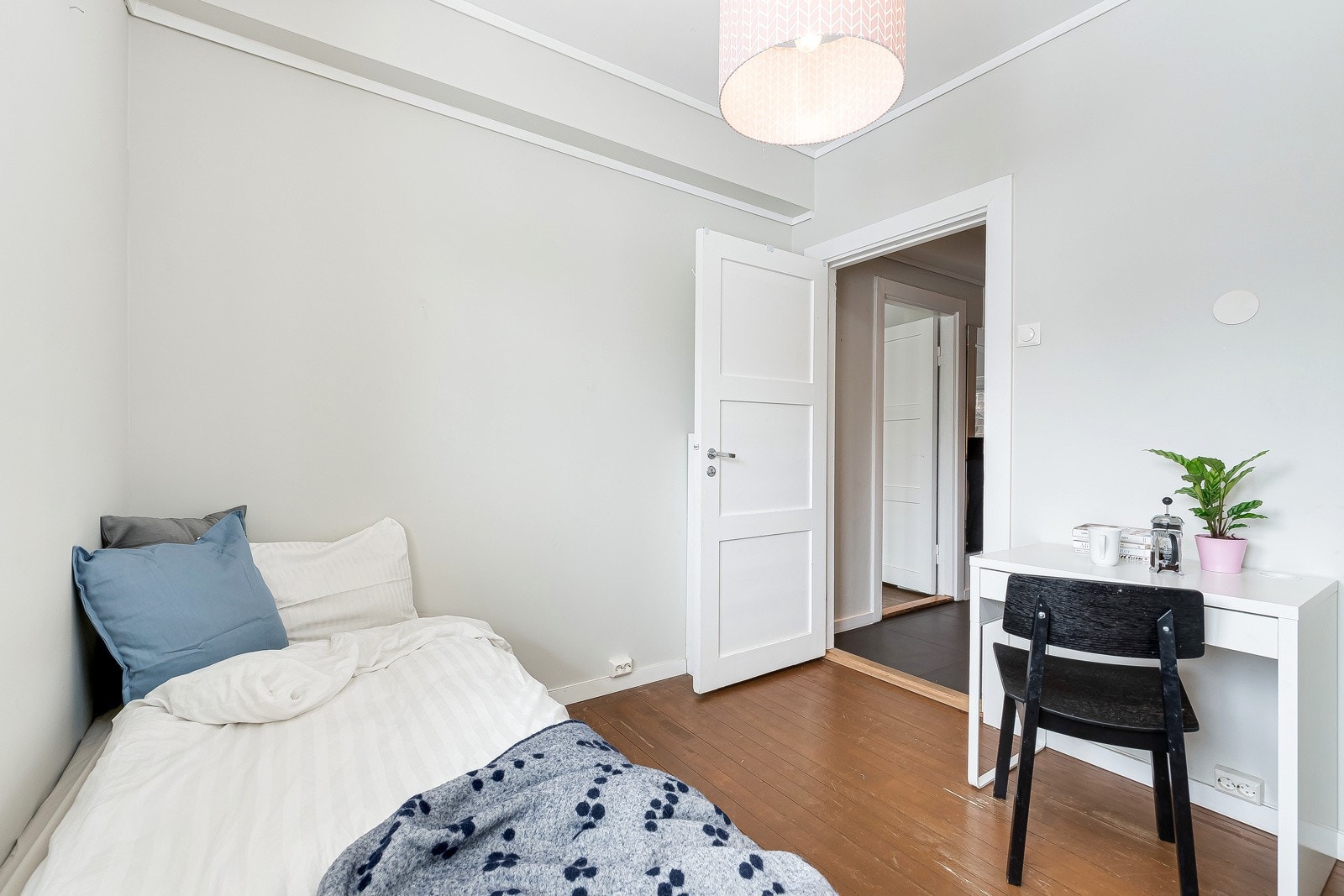 Gjesterom, hjemmekontor, barnerom eller rom for utleie? Du bestemmer! Galleribilde