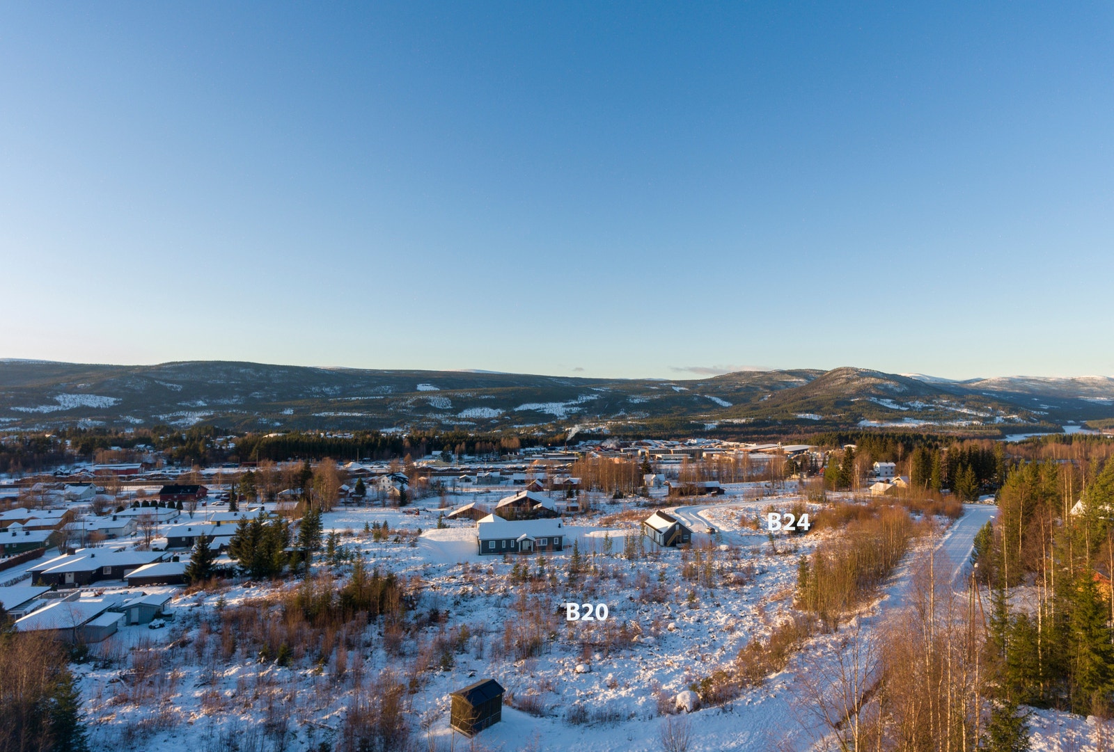 Maksimalt tillatt bebygd areal BYA = 20 % per tomt Galleribilde