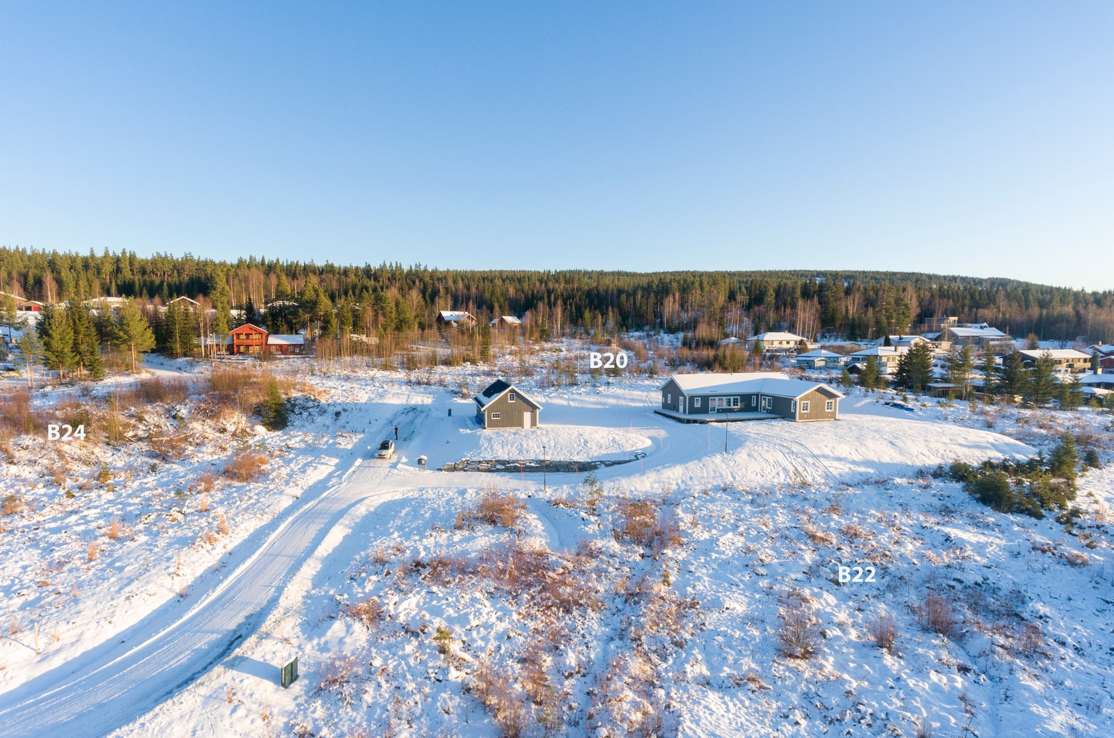 Båsrøsta boligfelt ligger ca 500 meter nord for Koppang sentrum Galleribilde