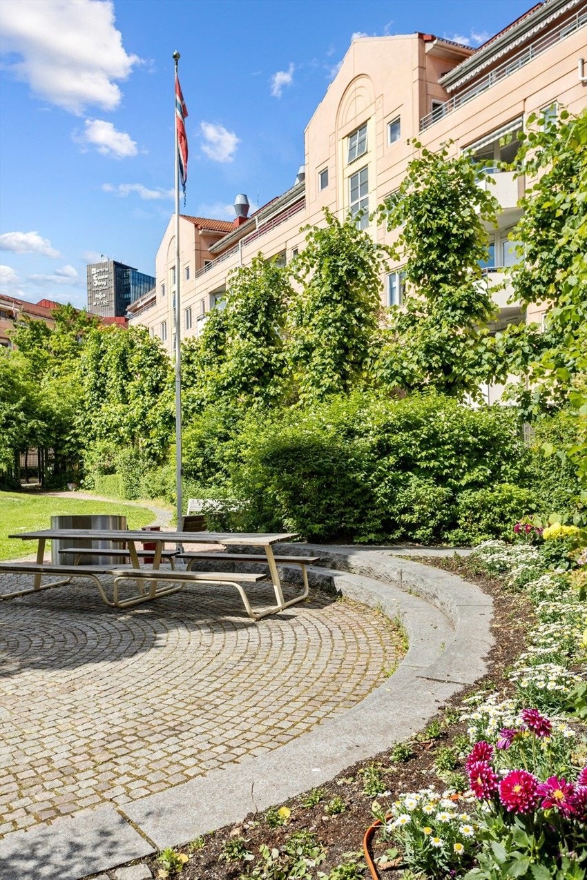 Her er det meget rolig atmosfære, selv om du er midt i Oslo sentrum. Galleribilde