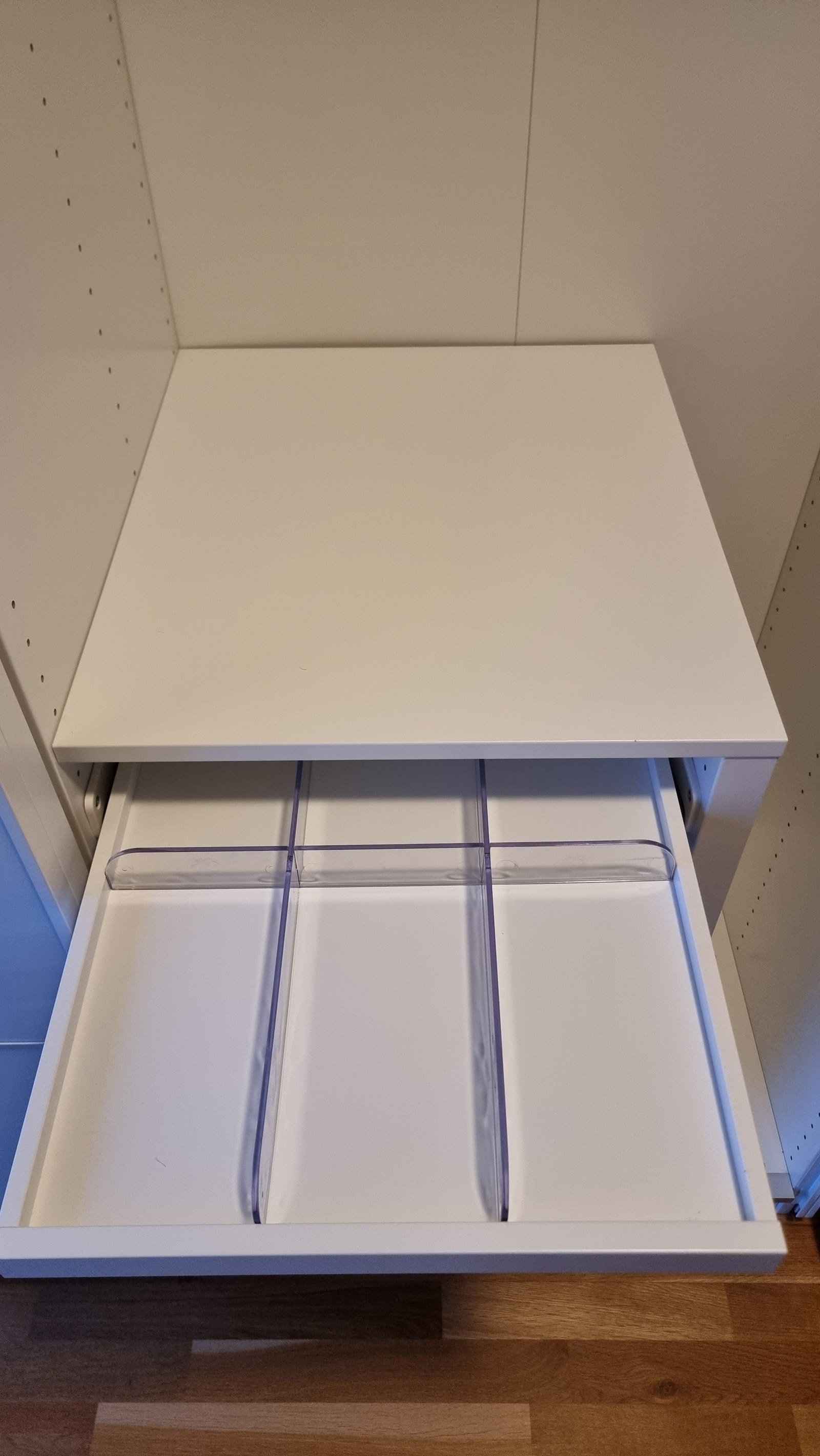 Av smykker, klokker og verdigjenstander Galleribilde