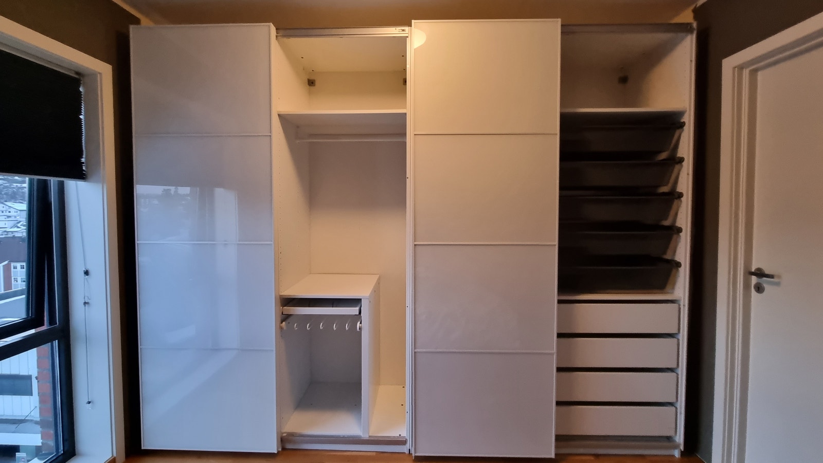 Her det plass for oppbevaring Galleribilde