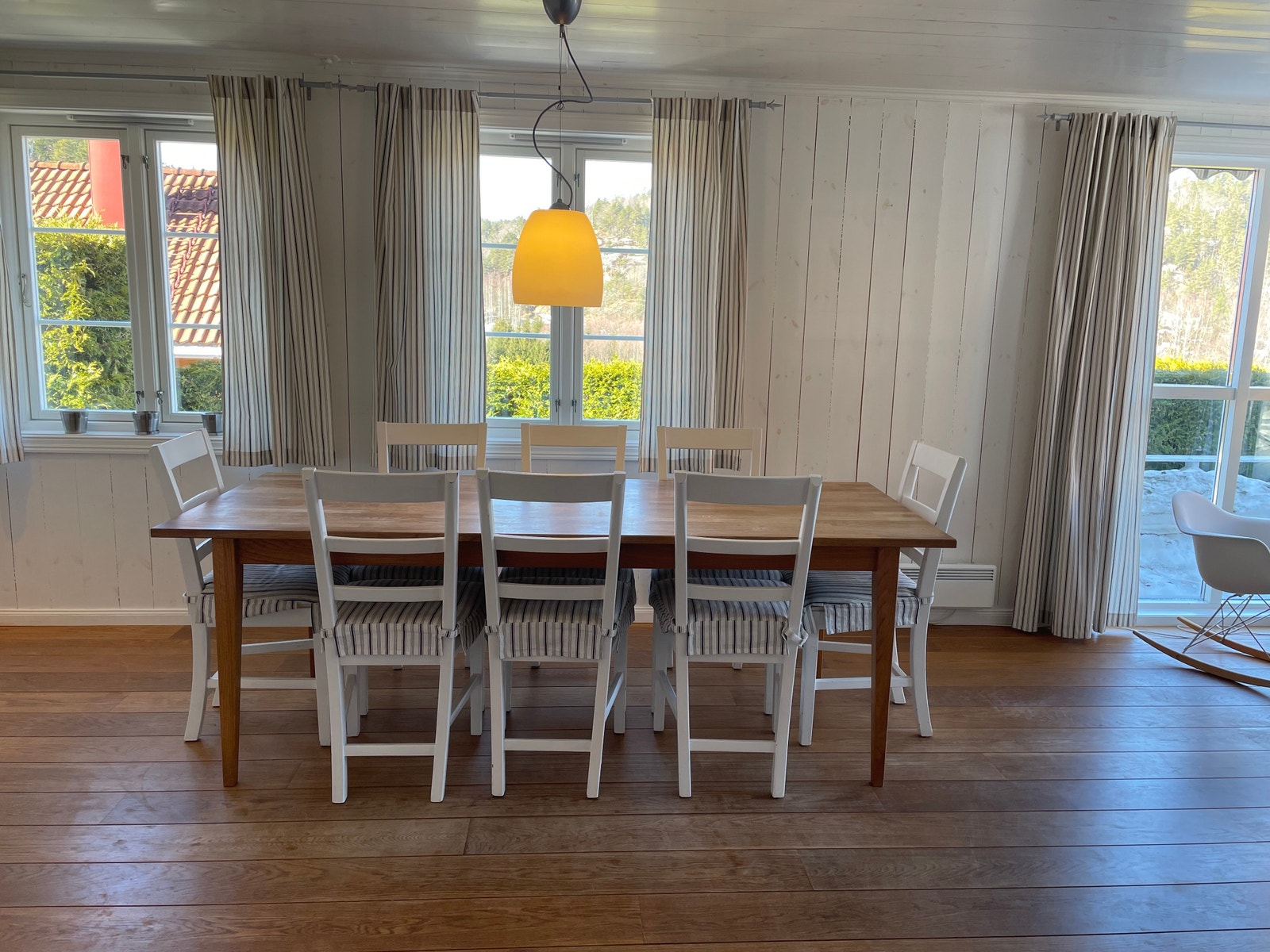 Spisestue med plass til 10 Galleribilde