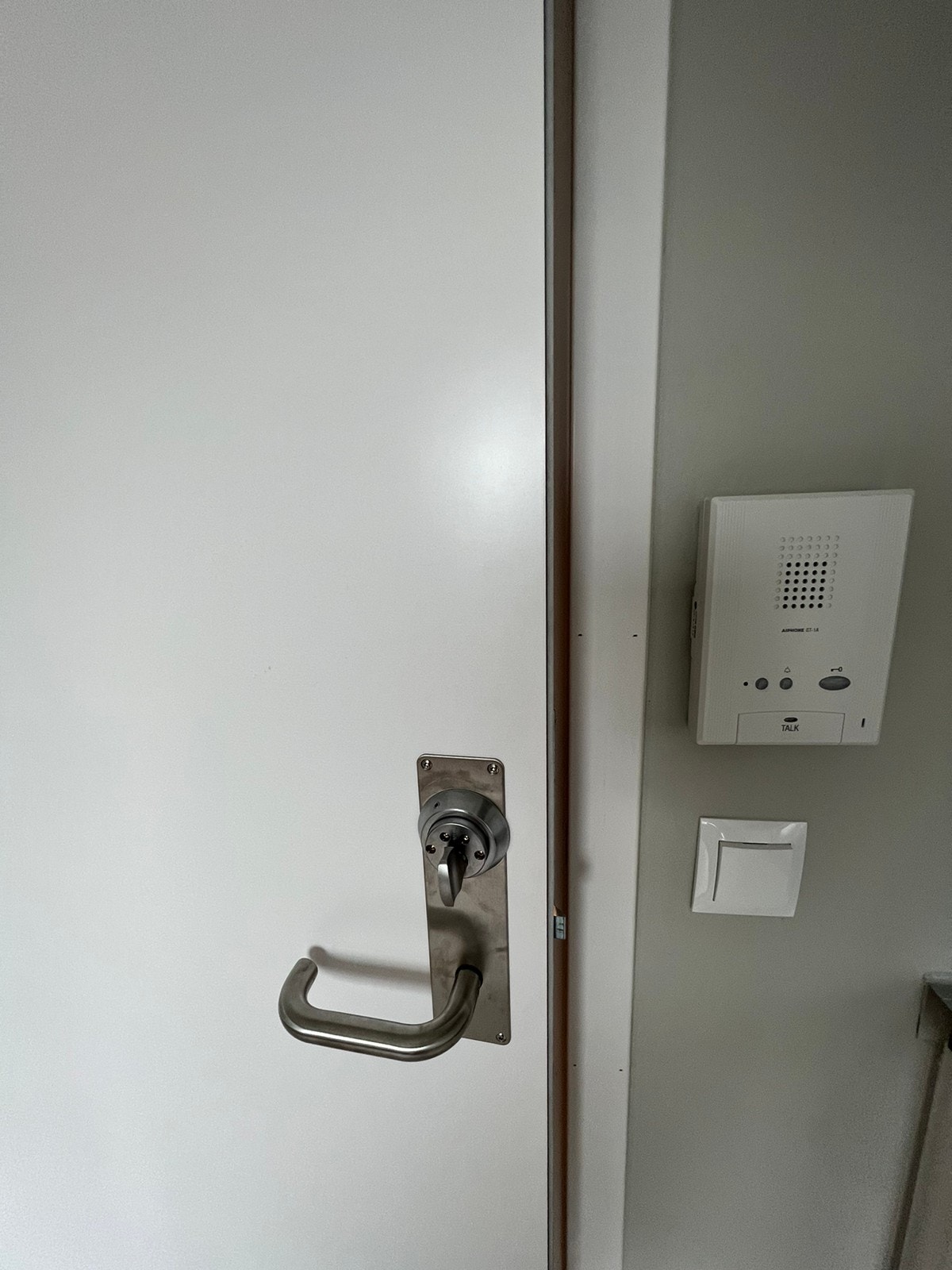 Eget callingsystem og inngangsdør Galleribilde
