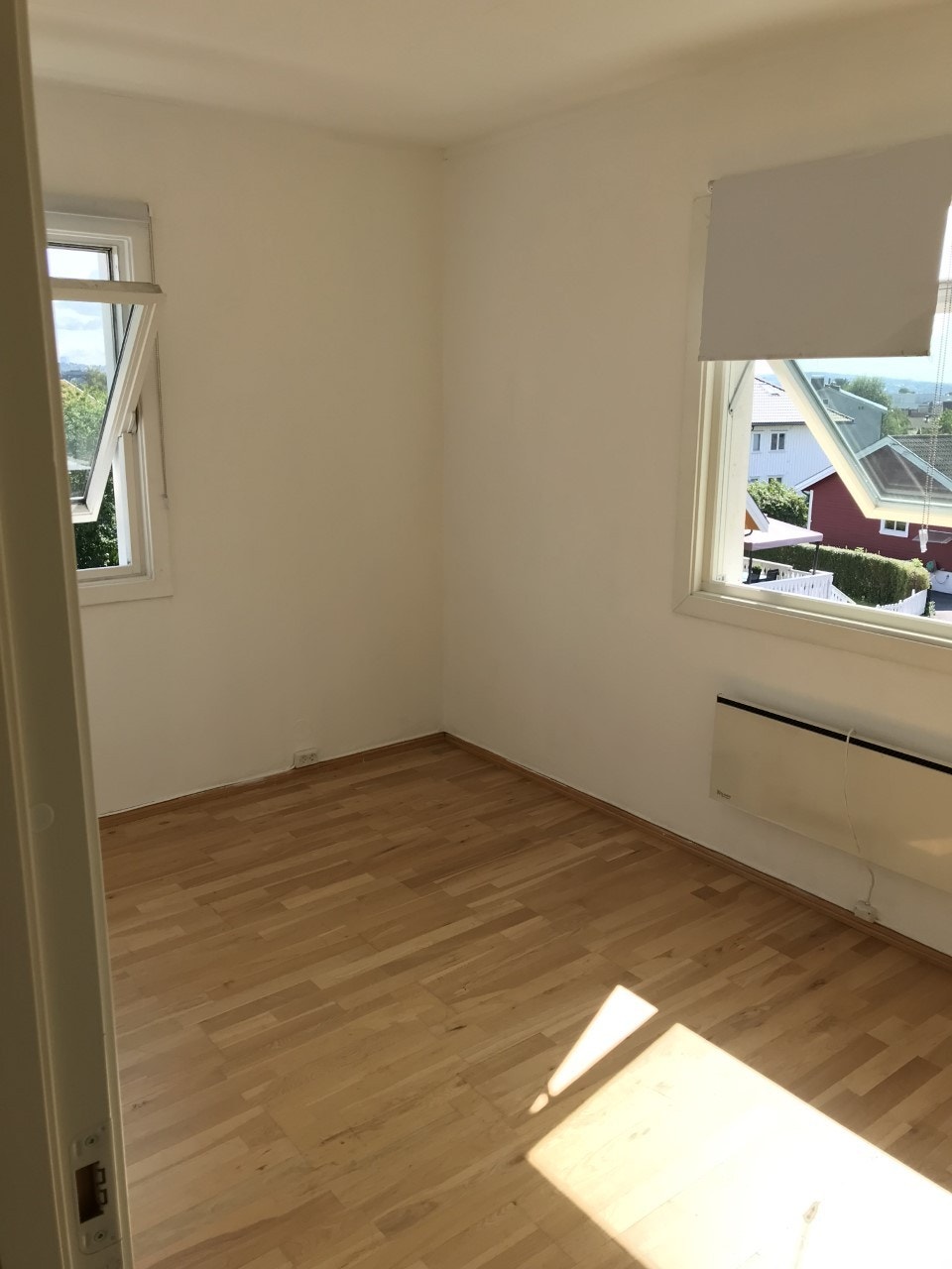 Rom 4 ledig Galleribilde