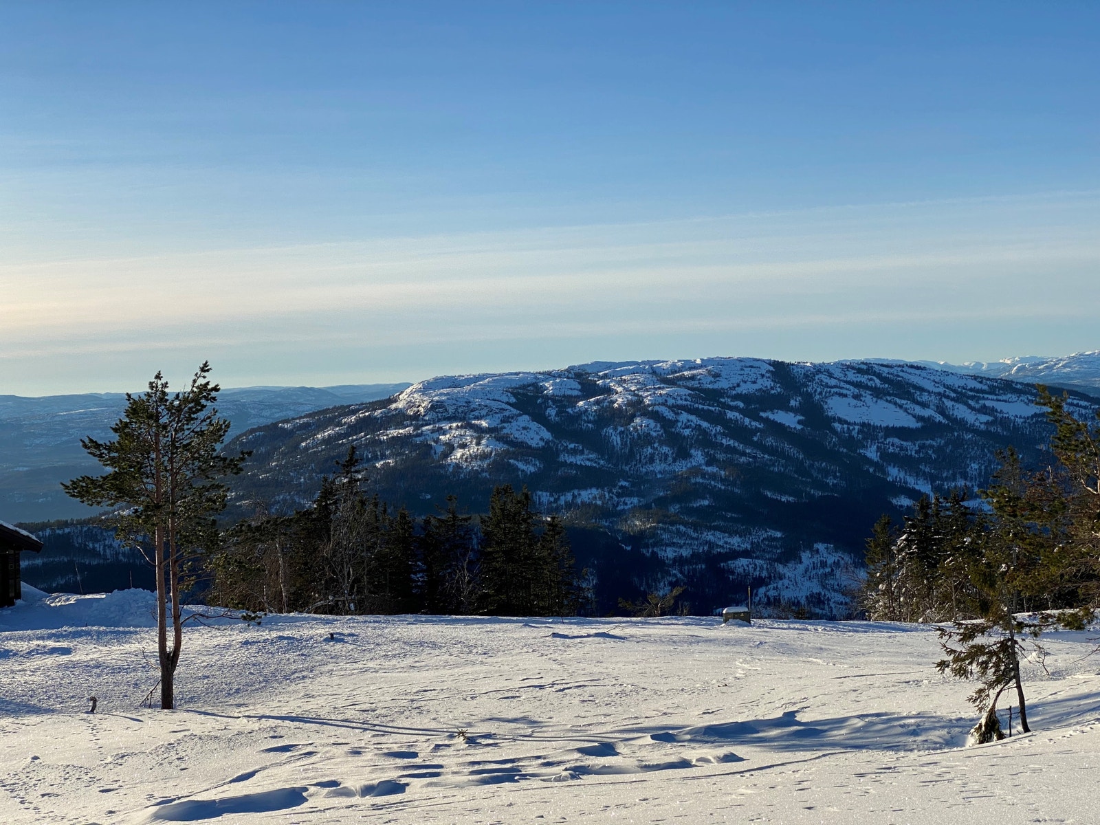 Utsikt fra tomten mot syd-vest Galleribilde