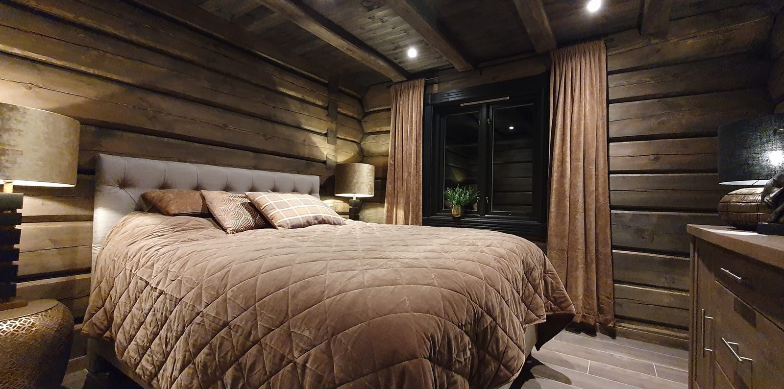 Hoved soverom. Galleribilde