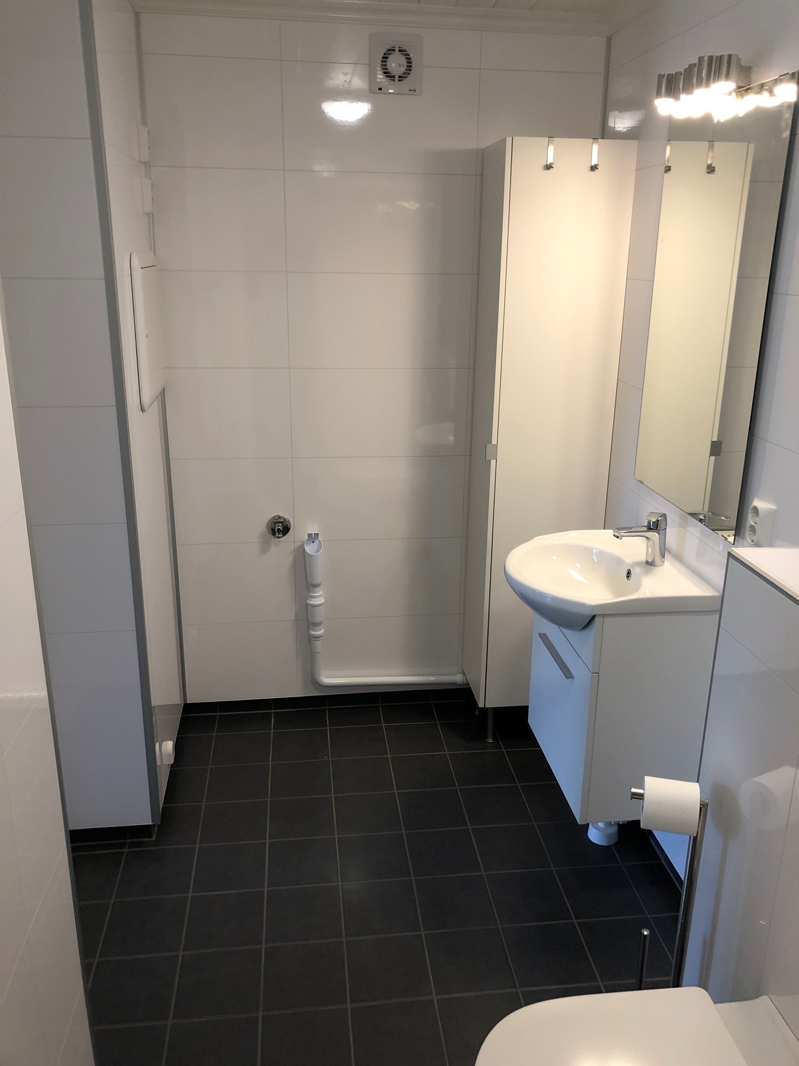Plass til vaskemaskin og tørketrommel Galleribilde