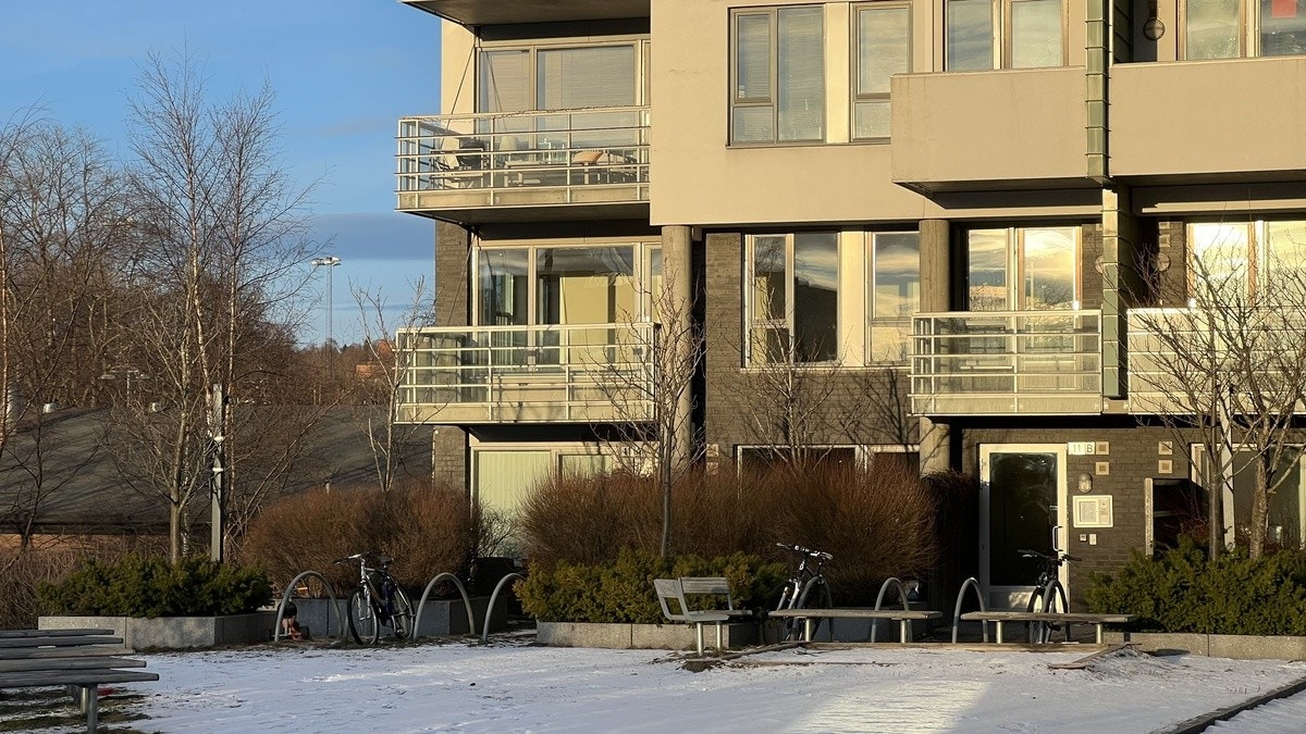 Leiligheten ligger i 2. etg med to balkonger Galleribilde