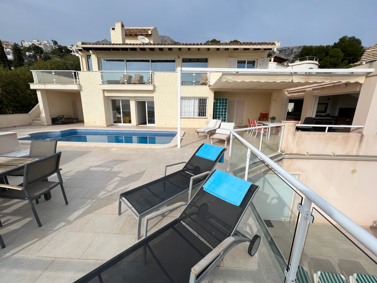 Villa fra terrasse 3 etasje Galleribilde