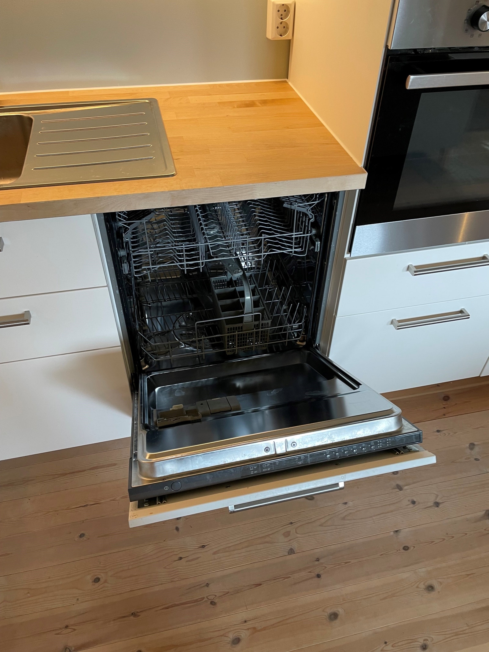 Integrert oppvaskmaskin Galleribilde