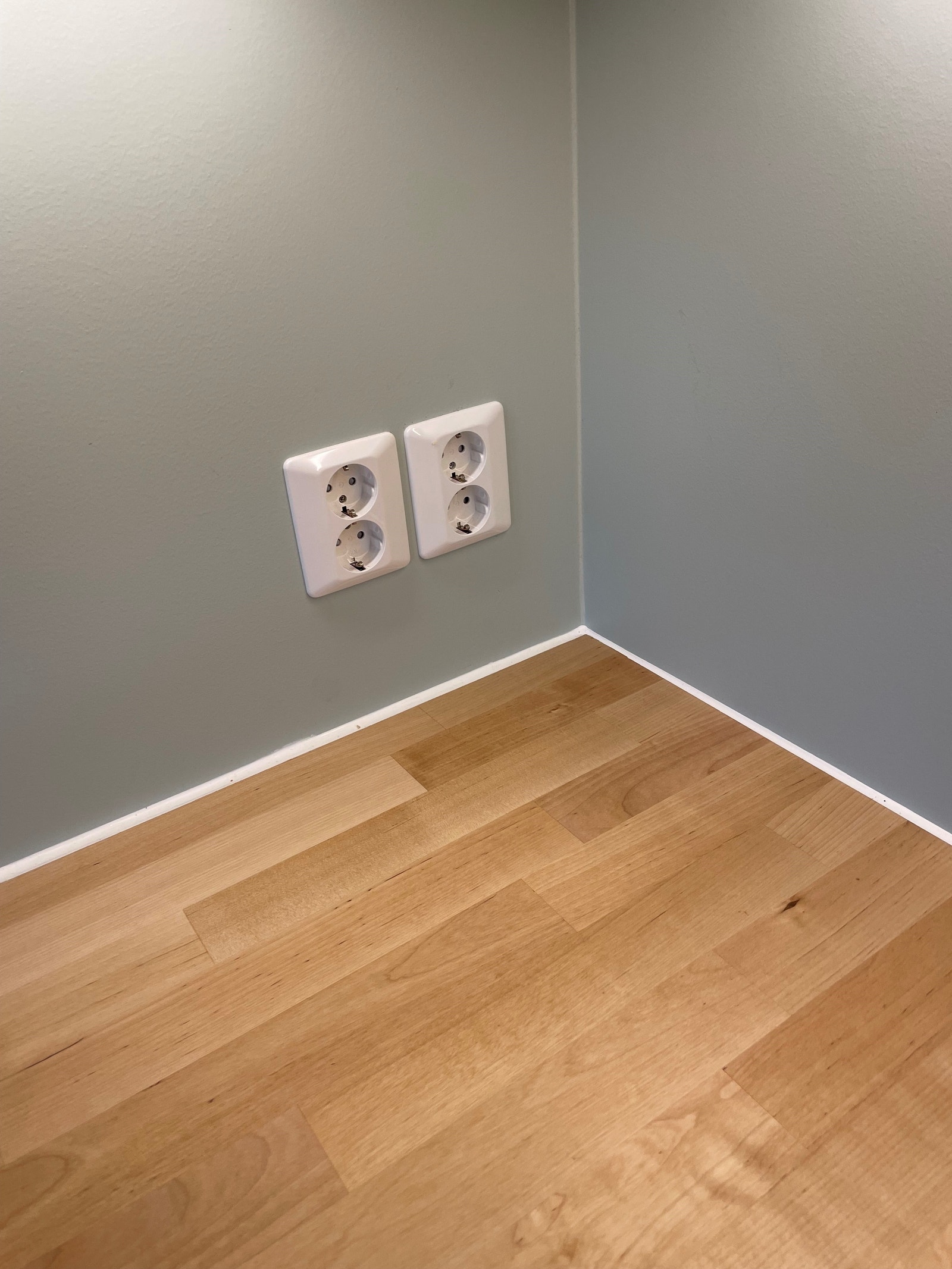 Alt elektrisk er nytt og jordet. Galleribilde