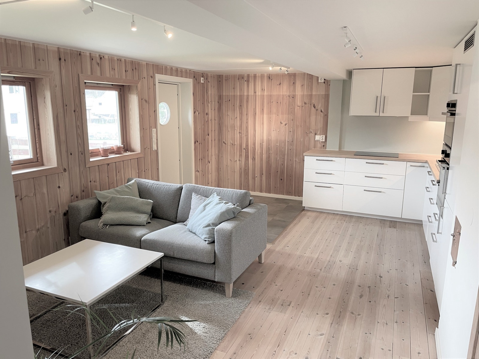 Stue/kjøkken/inngangsparti Galleribilde