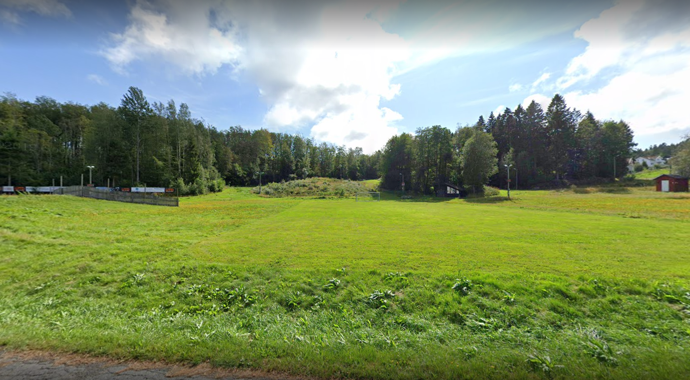 Utsikt stuevindu sommer Galleribilde