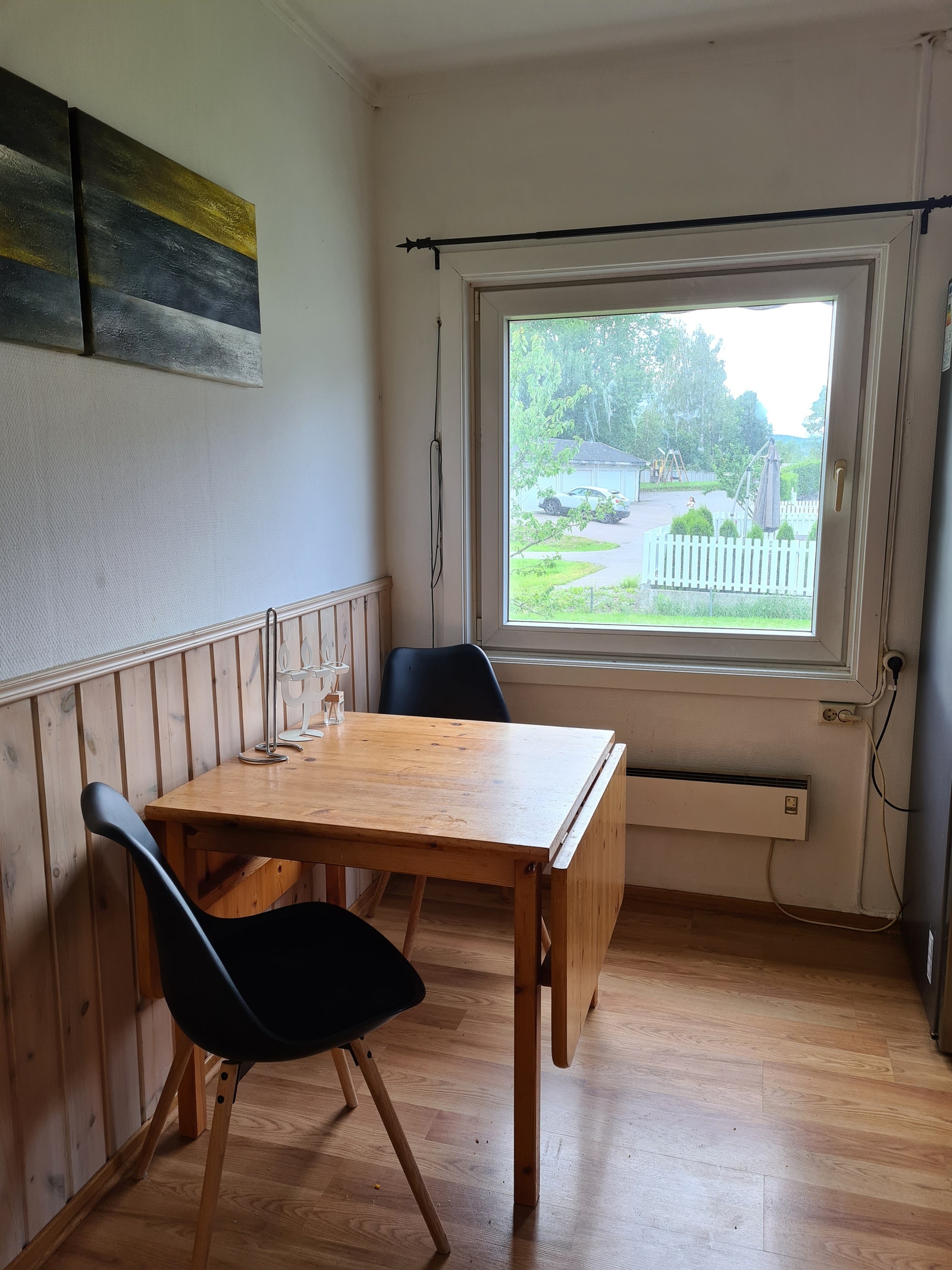 spisebord i kjøkken Galleribilde