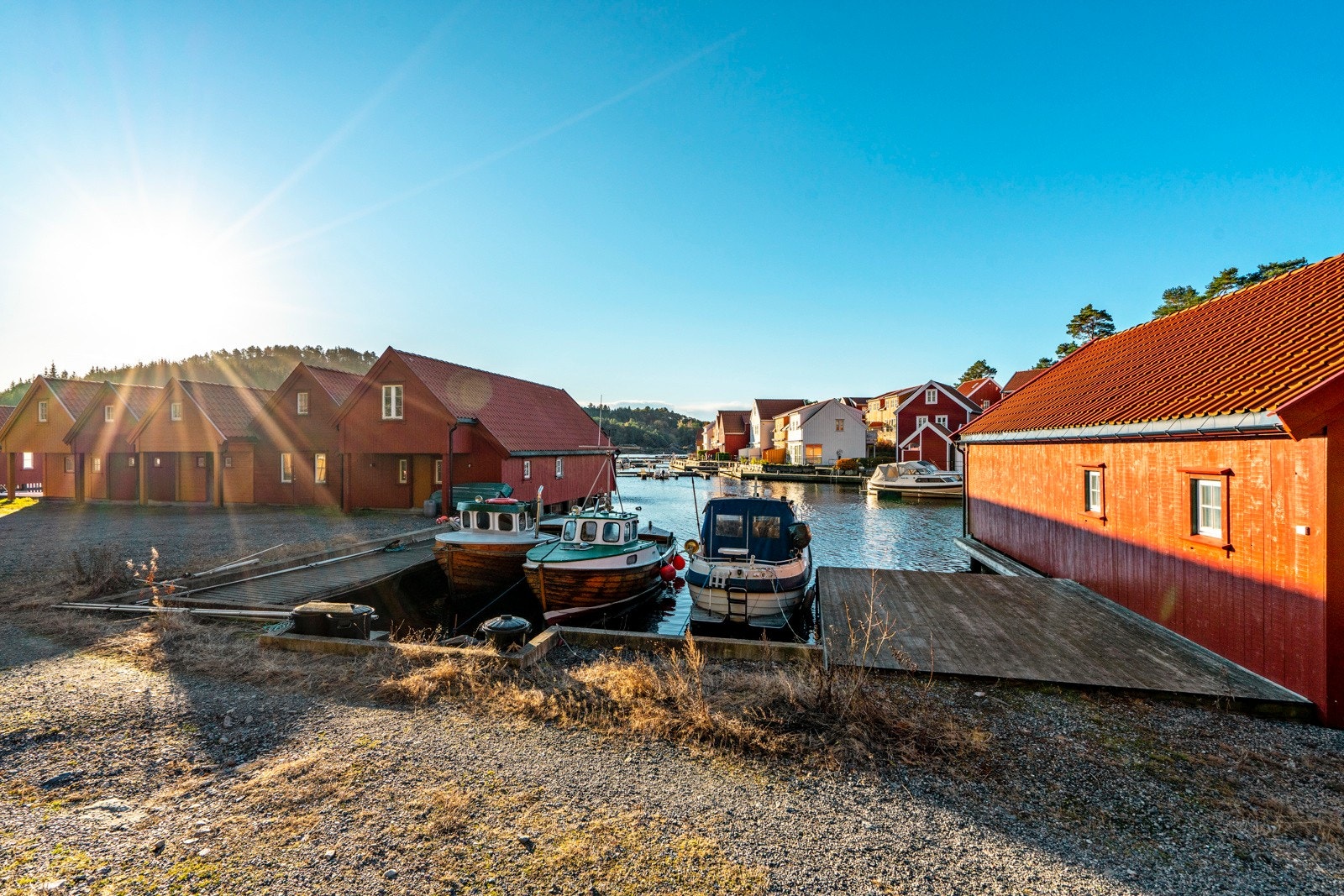 Fra båtplassene ved Furuholmen Galleribilde