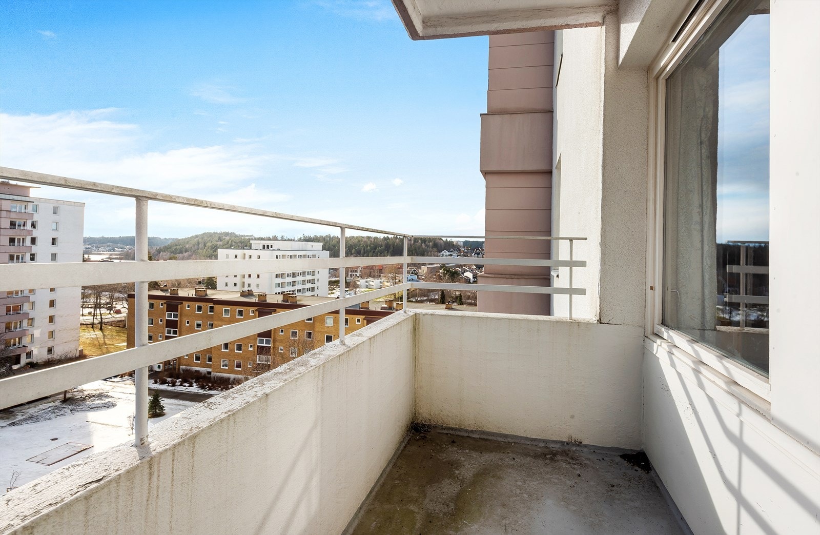 Det er god plass til sittegruppe på balkongene. Galleribilde