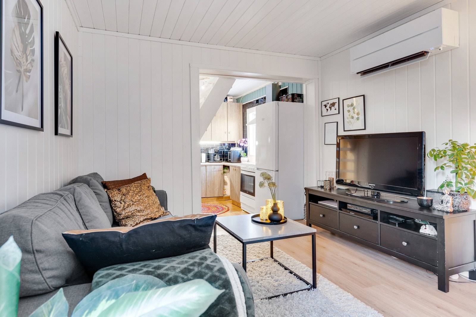 Stue annkes. Galleribilde