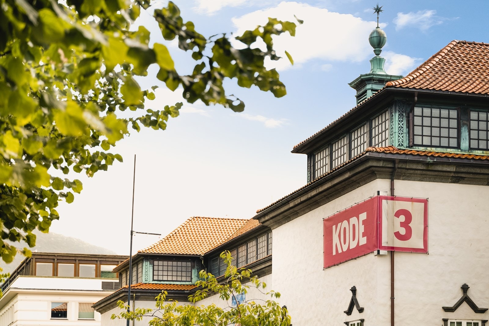 Det er kort vei til gode restauranter og andre kulturelle opplevelser. Galleribilde
