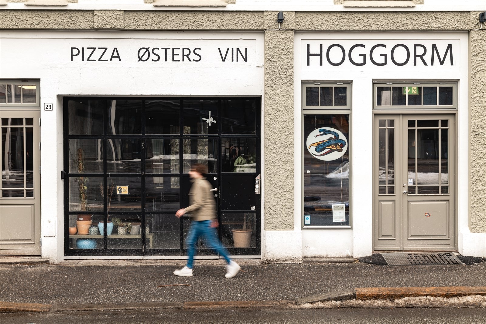 Hoggorm er blitt en populær destinasjon. Her serveres det god pizza og det meldes om god stemning. Galleribilde