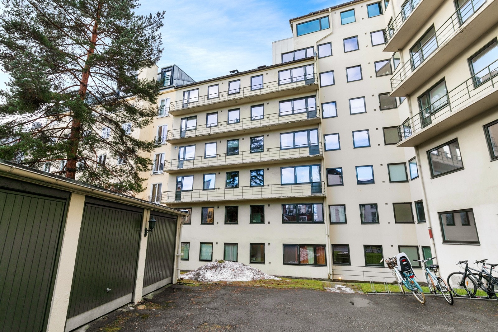 Området er meget sentralt og man har kort vei til det meste Galleribilde