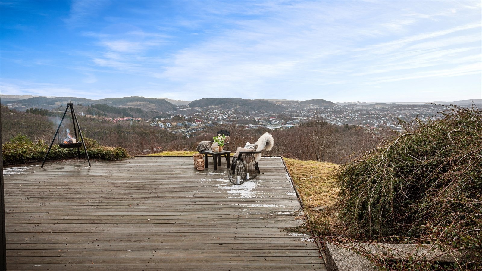 - Her bor en omtrent i ett med naturen, men samtidig veldig tett på byen! - Galleribilde
